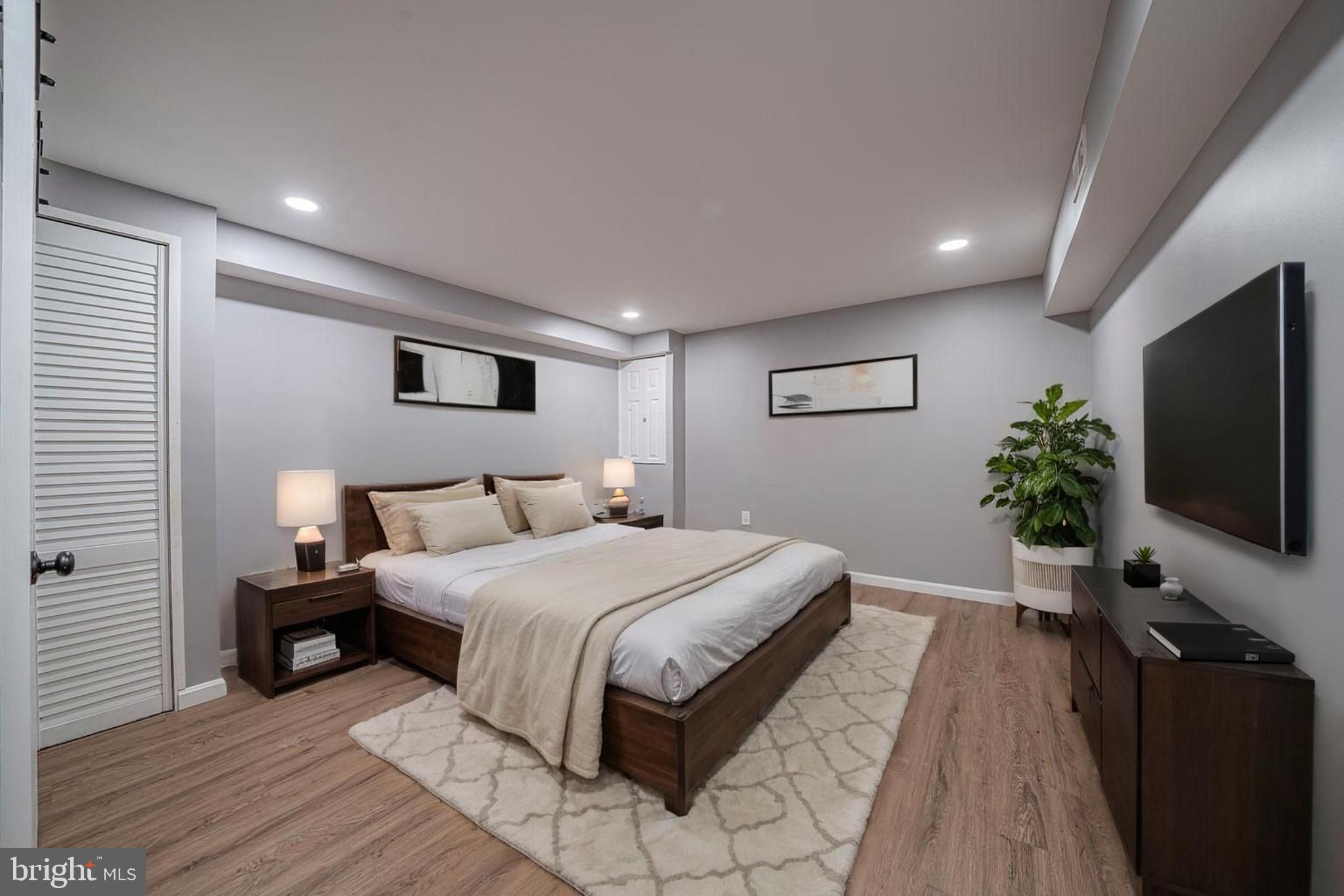 BUTCHERS HILL - Residential