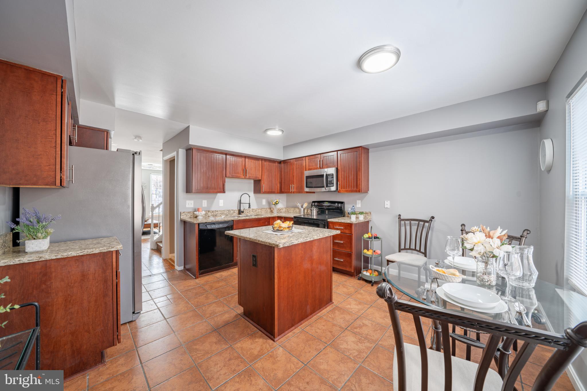 BUTCHERS HILL - Residential