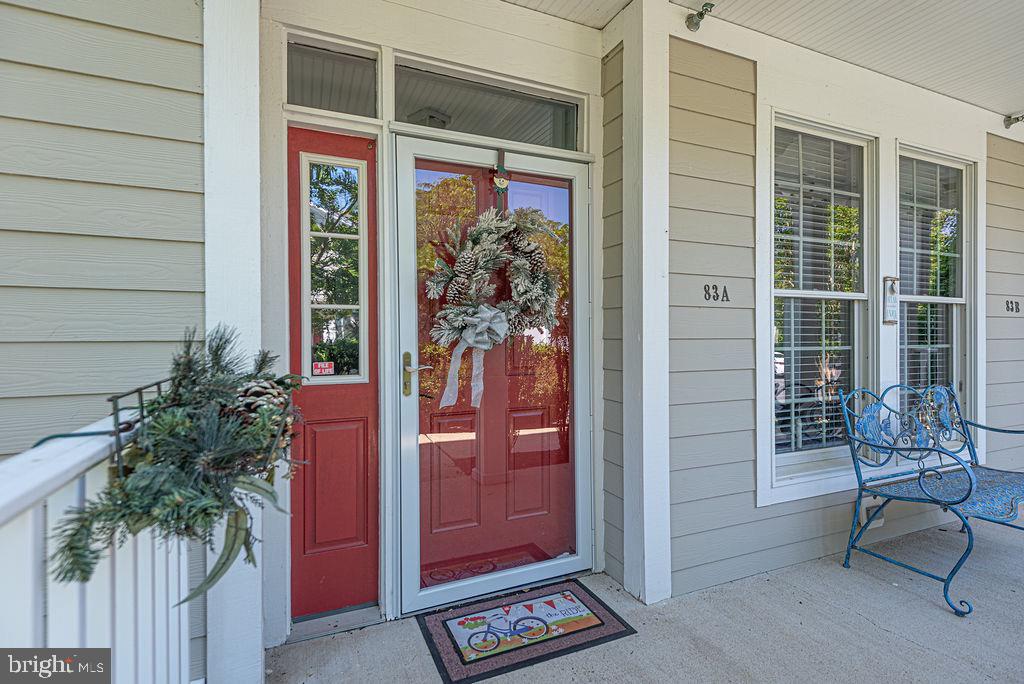 83A OCTOBER GLORY AVENUE