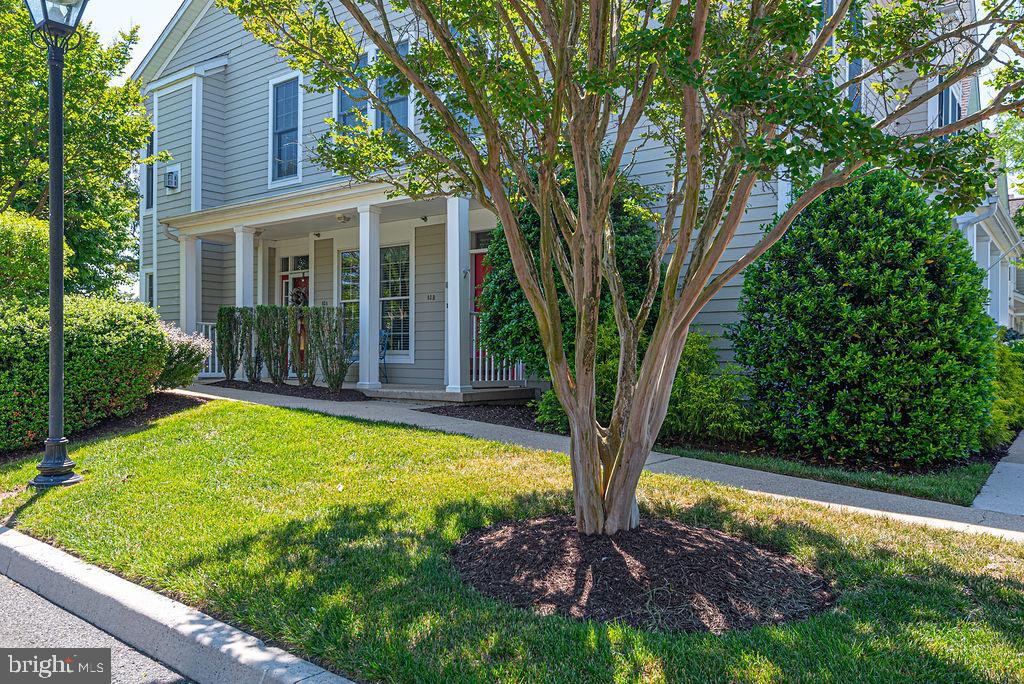 83A OCTOBER GLORY AVENUE