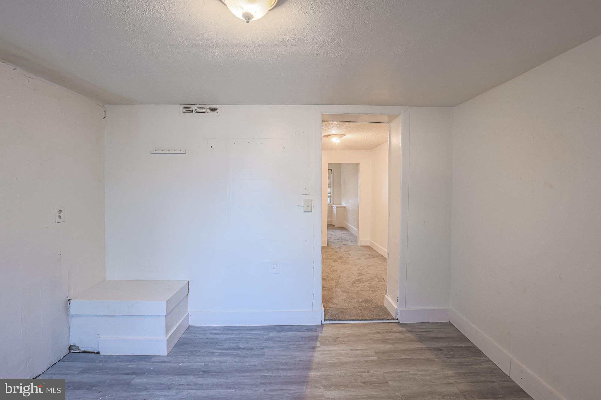 CHERRY HILL - Residential