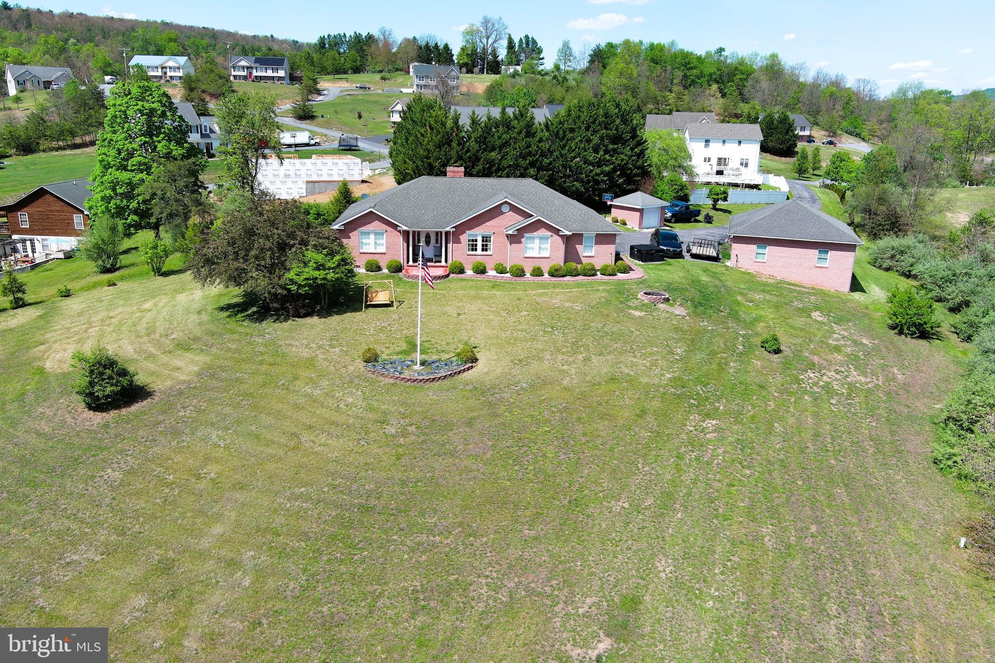WATER VIEW ESTATES - Residential