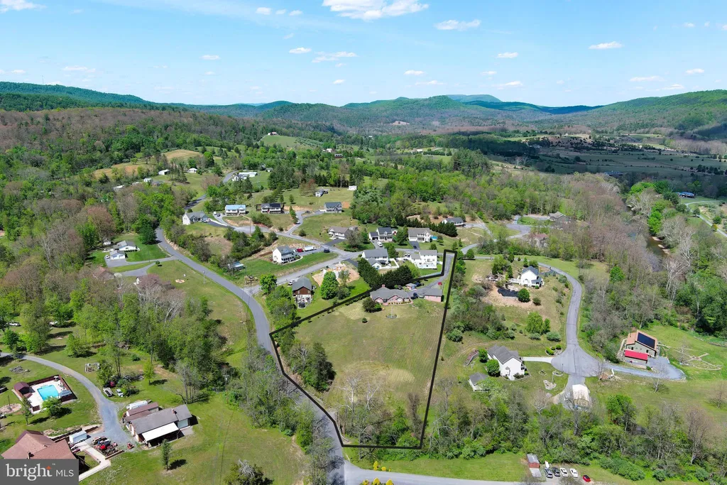 Additional image 13 of 106 Waterview Drive, Capon Bridge, WV 26711