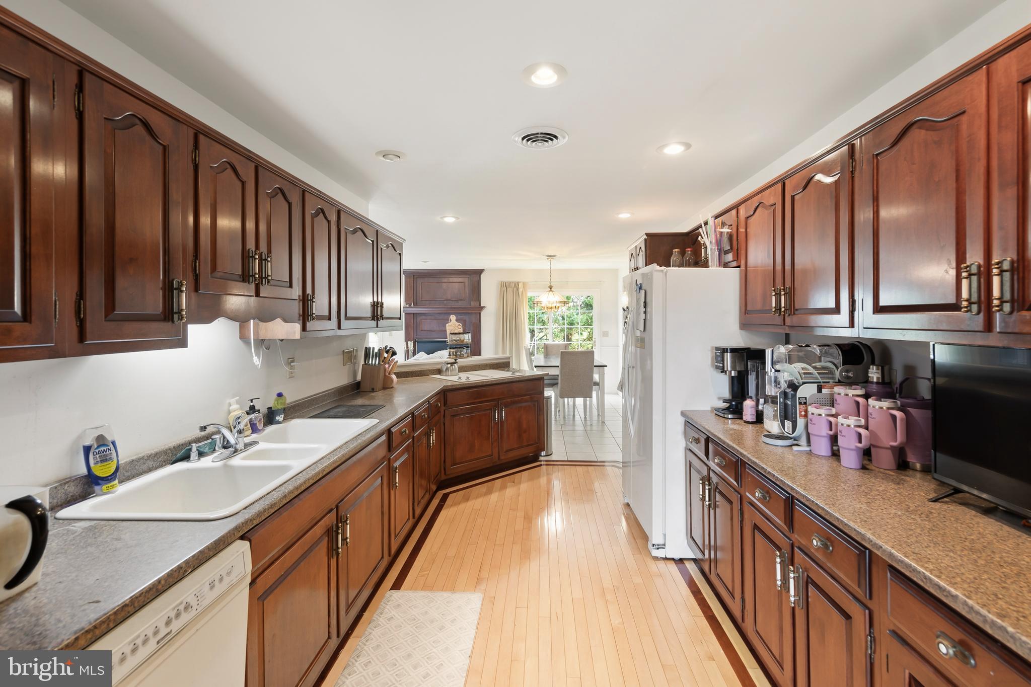 WATER VIEW ESTATES - Residential