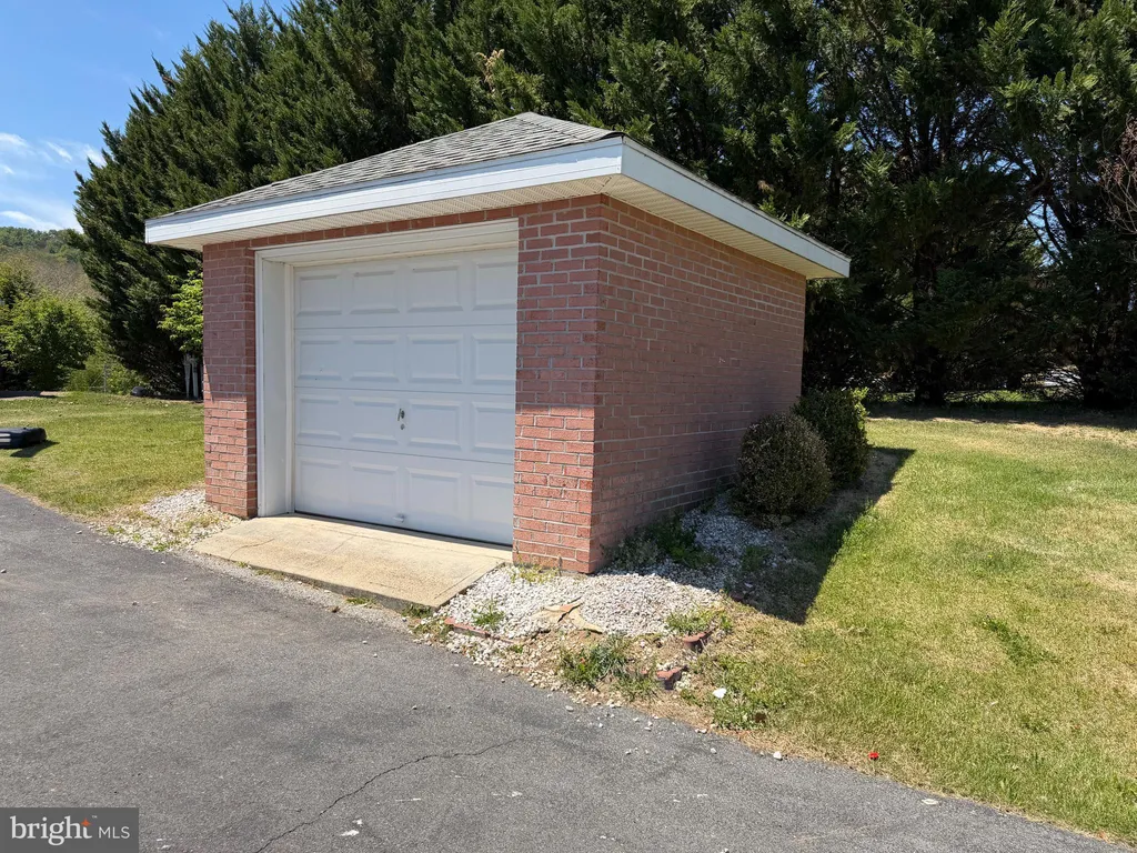 Additional image 10 of 106 Waterview Drive, Capon Bridge, WV 26711