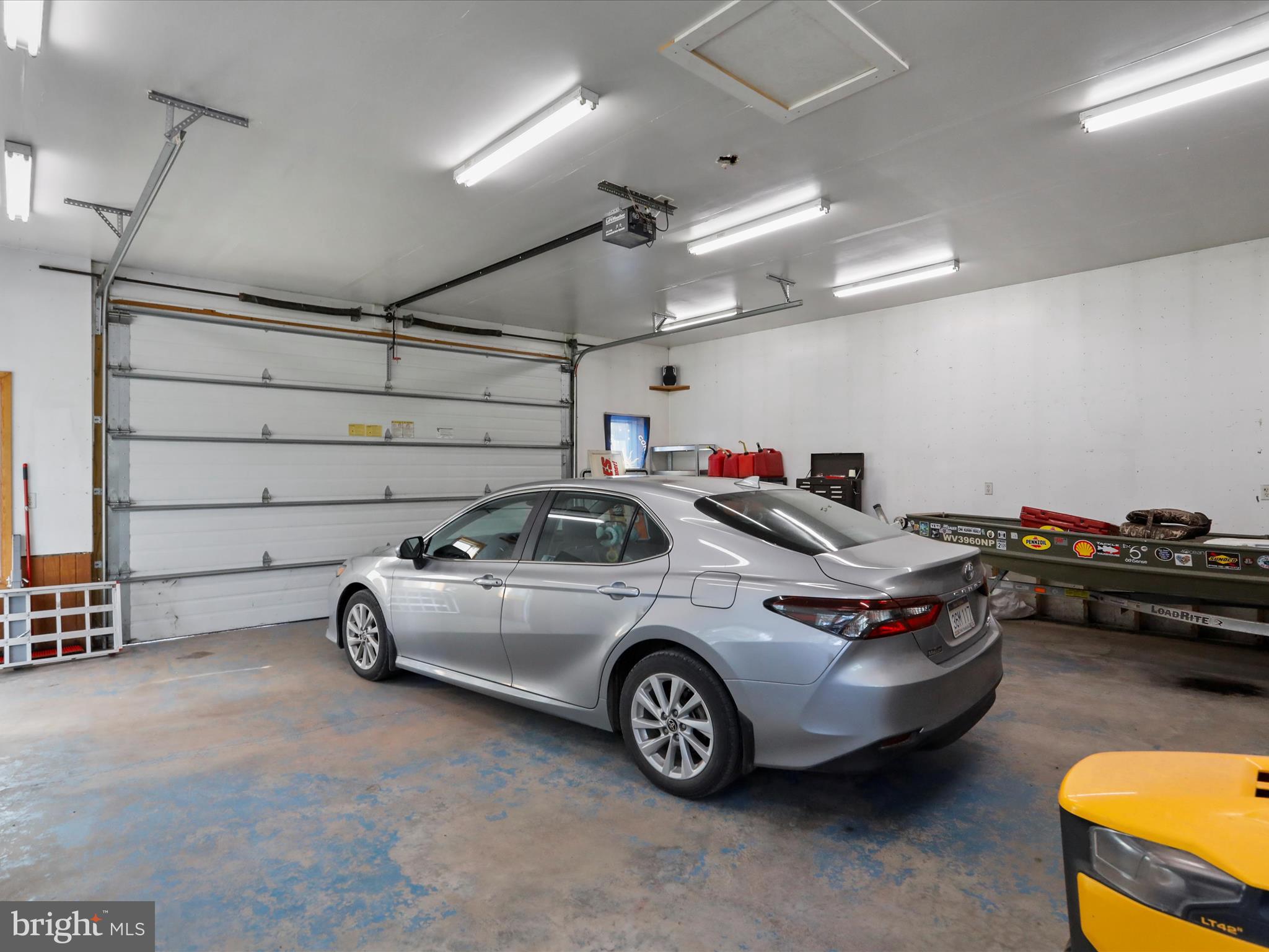 LOST MOUNTAIN - Residential