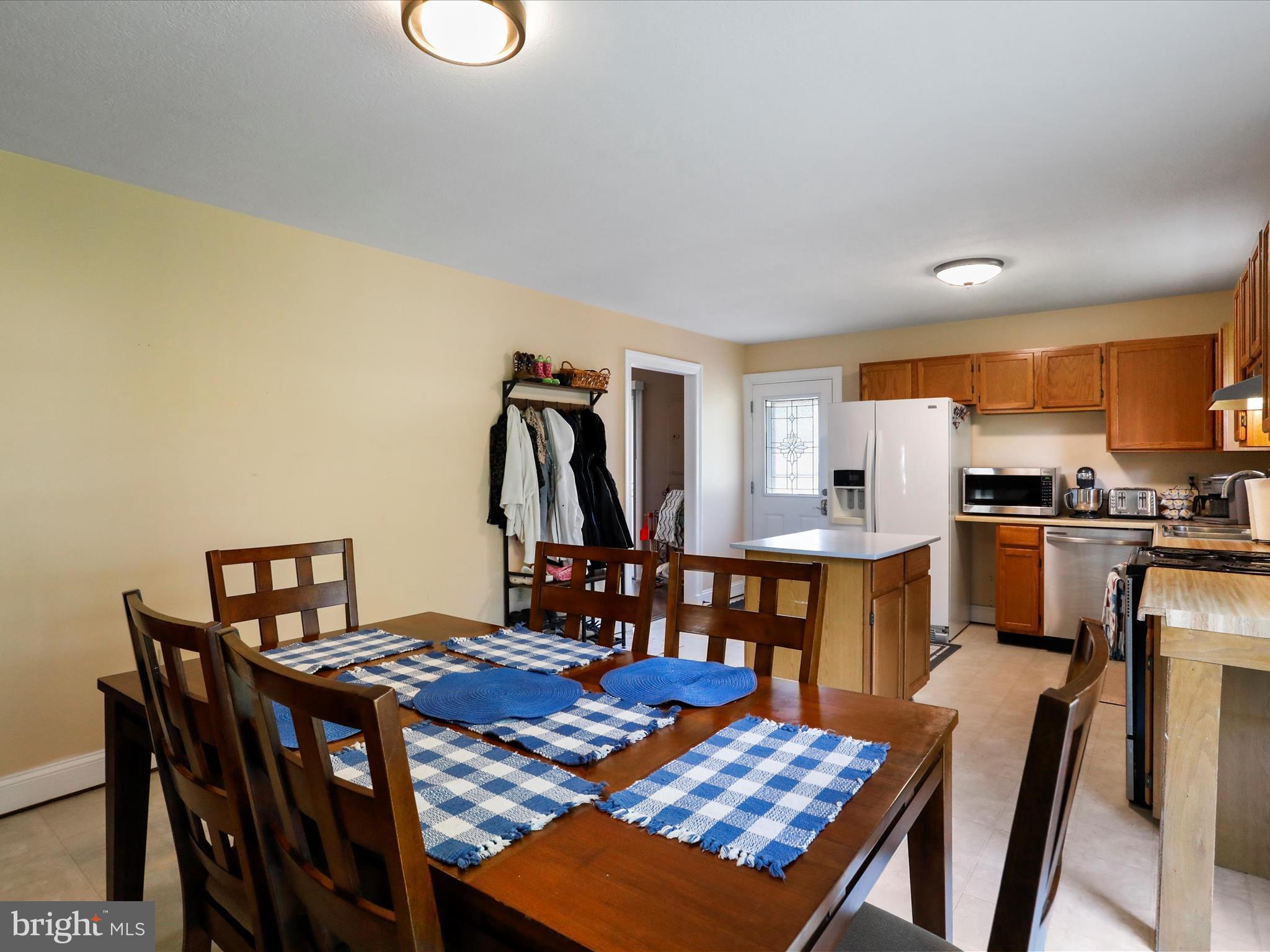 LOST MOUNTAIN - Residential