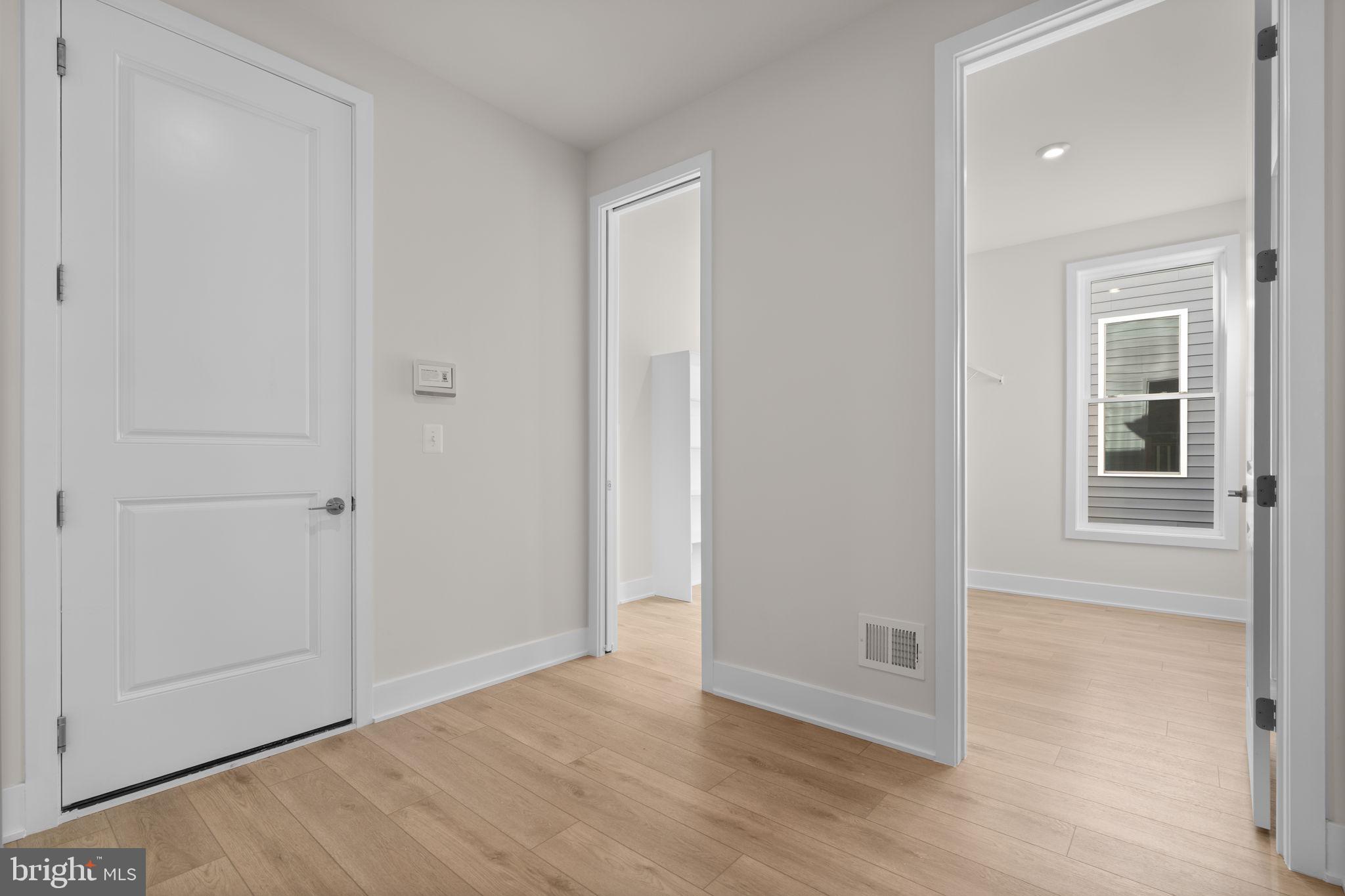 HIATT POINTE AT SNOWDEN BRIDGE - Residential