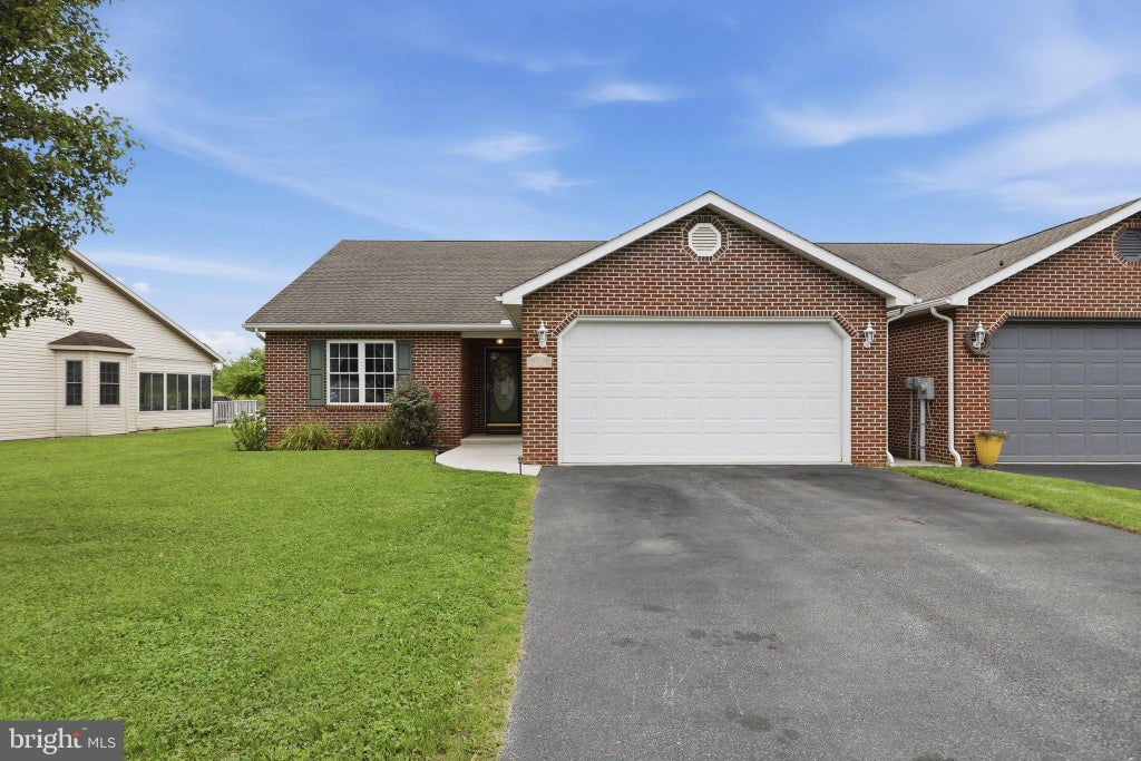 Photo of 11375 Nicole Dr, GREENCASTLE, PA 17225 (MLS # PAFL2036850)