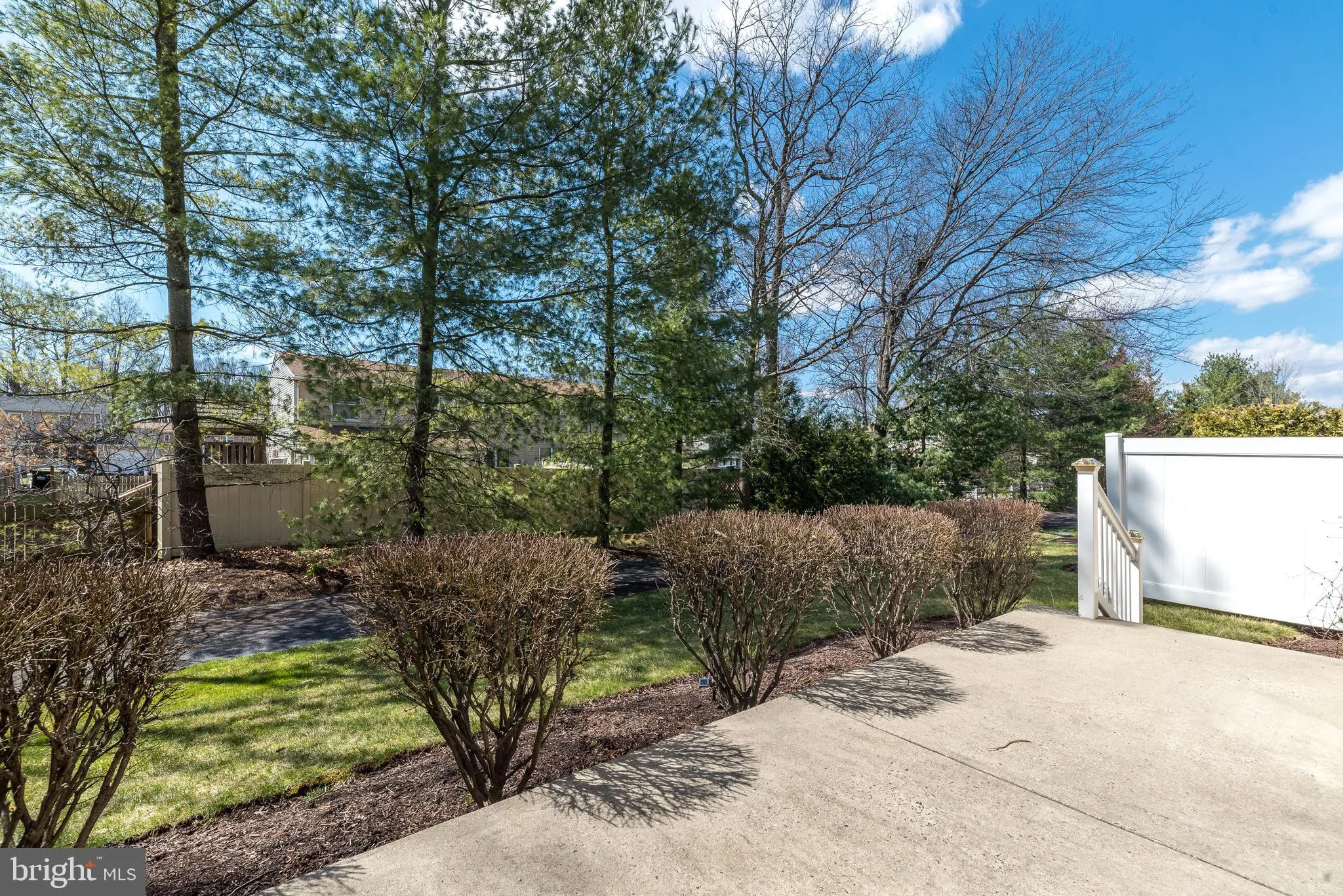 Hatfield, Pennsylvania 19440, United States, 2 Bedrooms Bedrooms, ,3 BathroomsBathrooms,Residential,Pending,148372