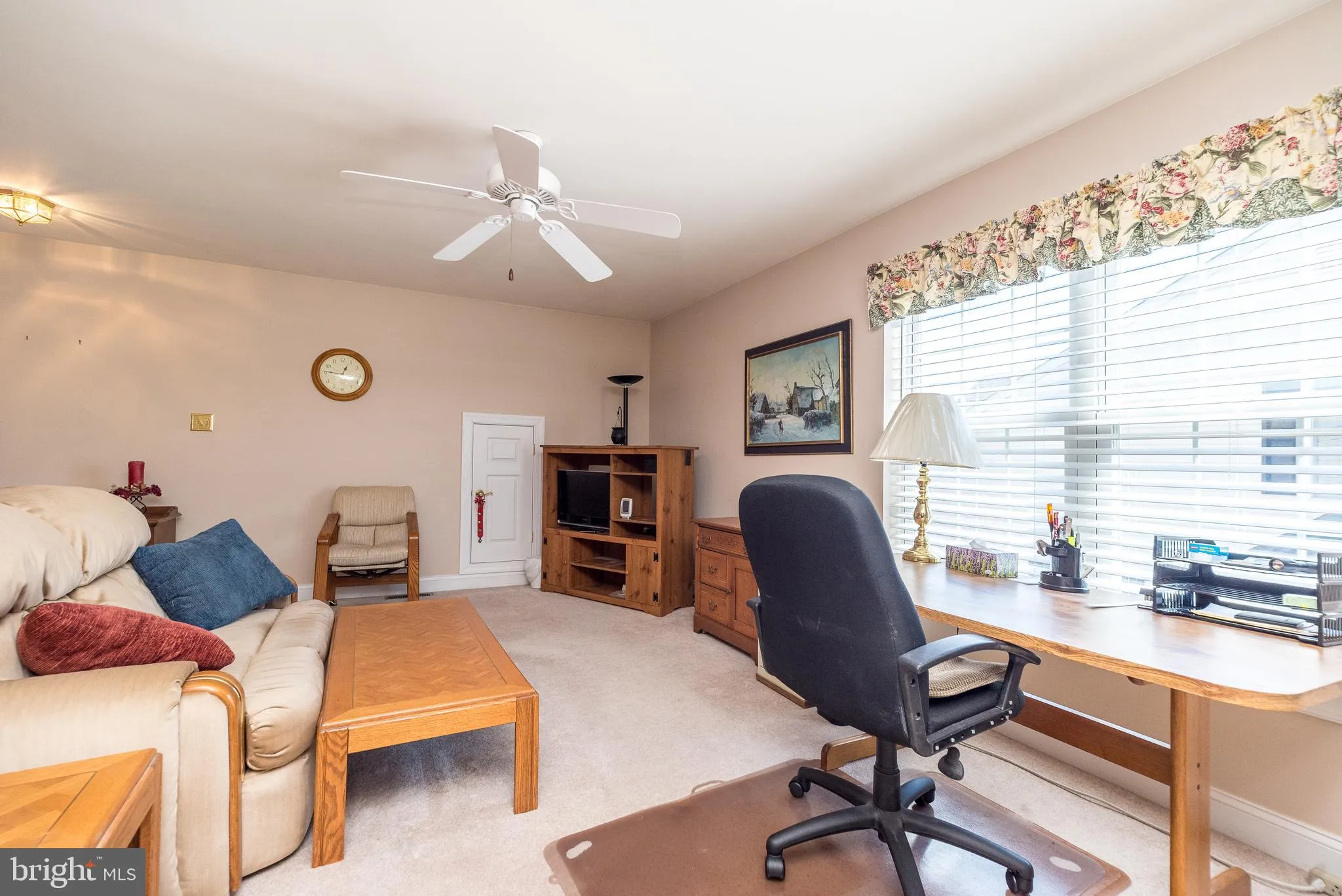 Hatfield, Pennsylvania 19440, United States, 2 Bedrooms Bedrooms, ,3 BathroomsBathrooms,Residential,Pending,148372