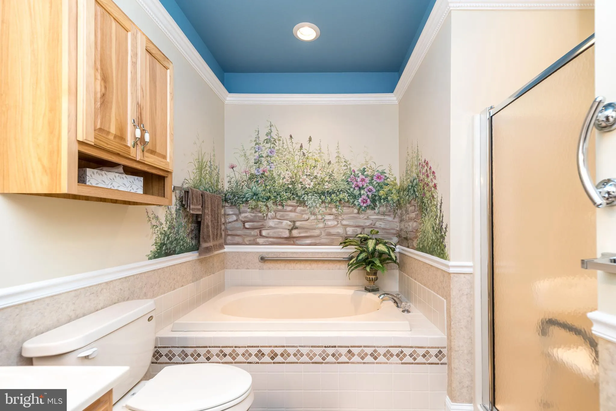 Hatfield, Pennsylvania 19440, United States, 2 Bedrooms Bedrooms, ,3 BathroomsBathrooms,Residential,Pending,148372