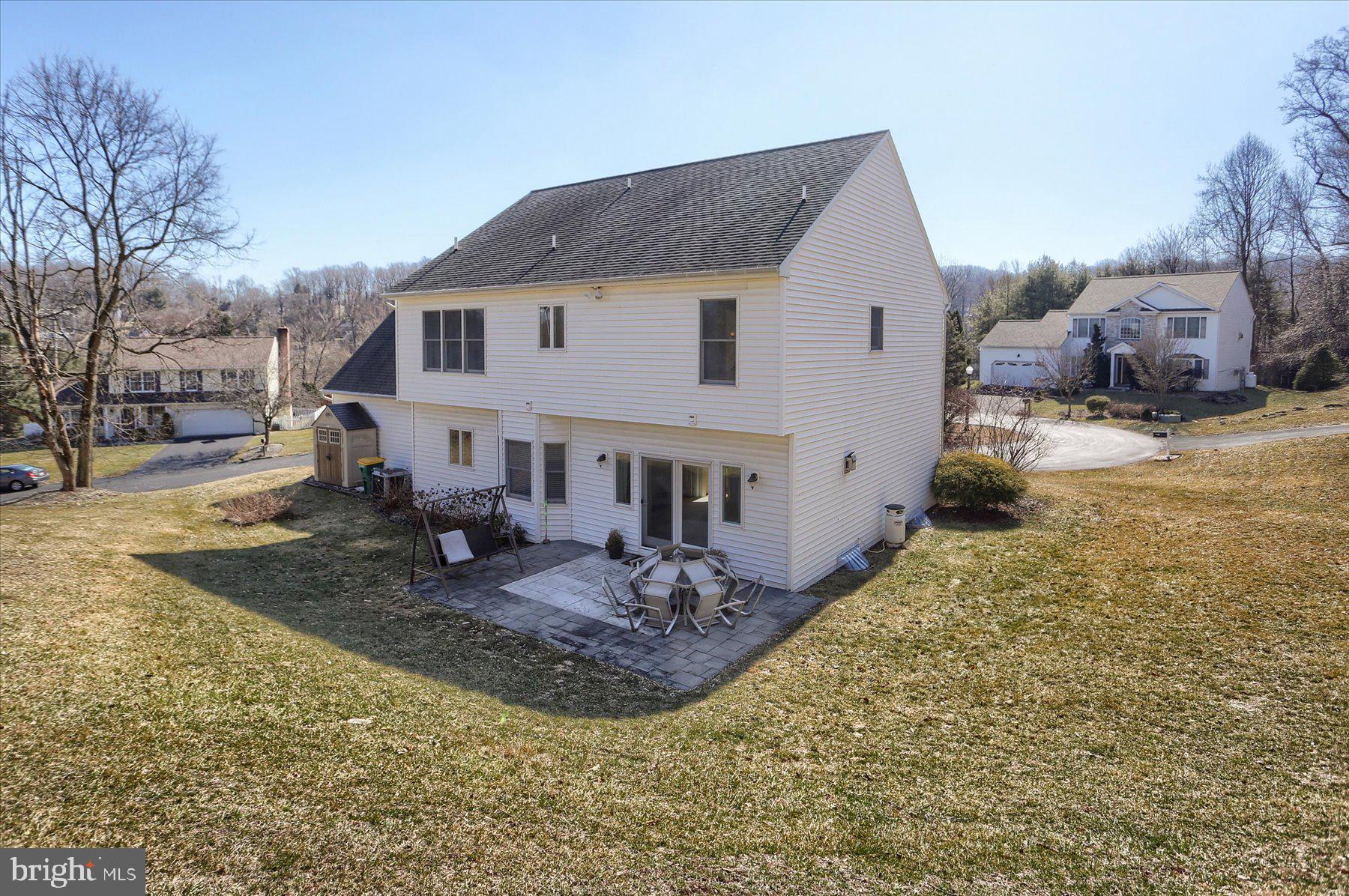 QUARRIES OF BROWNSTONE - Residential