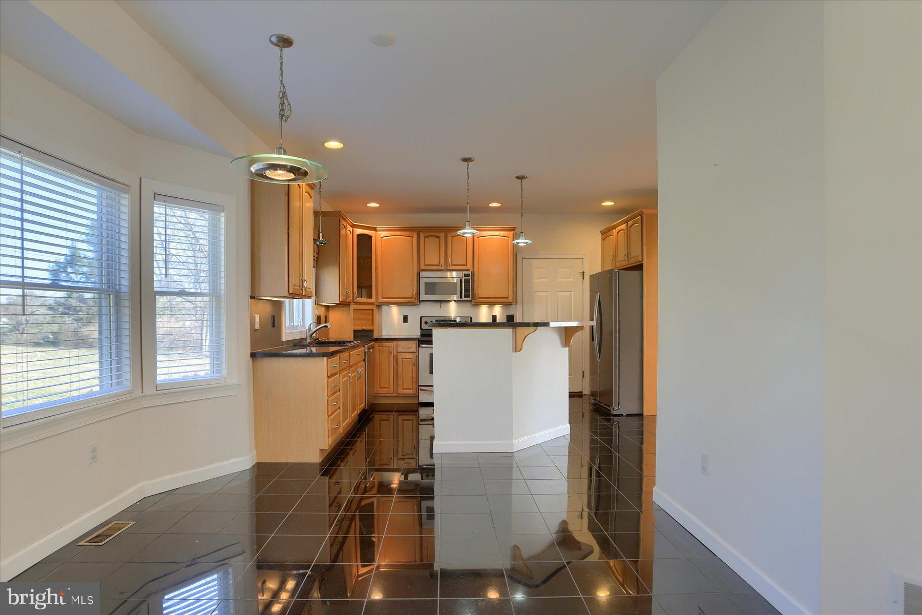 QUARRIES OF BROWNSTONE - Residential