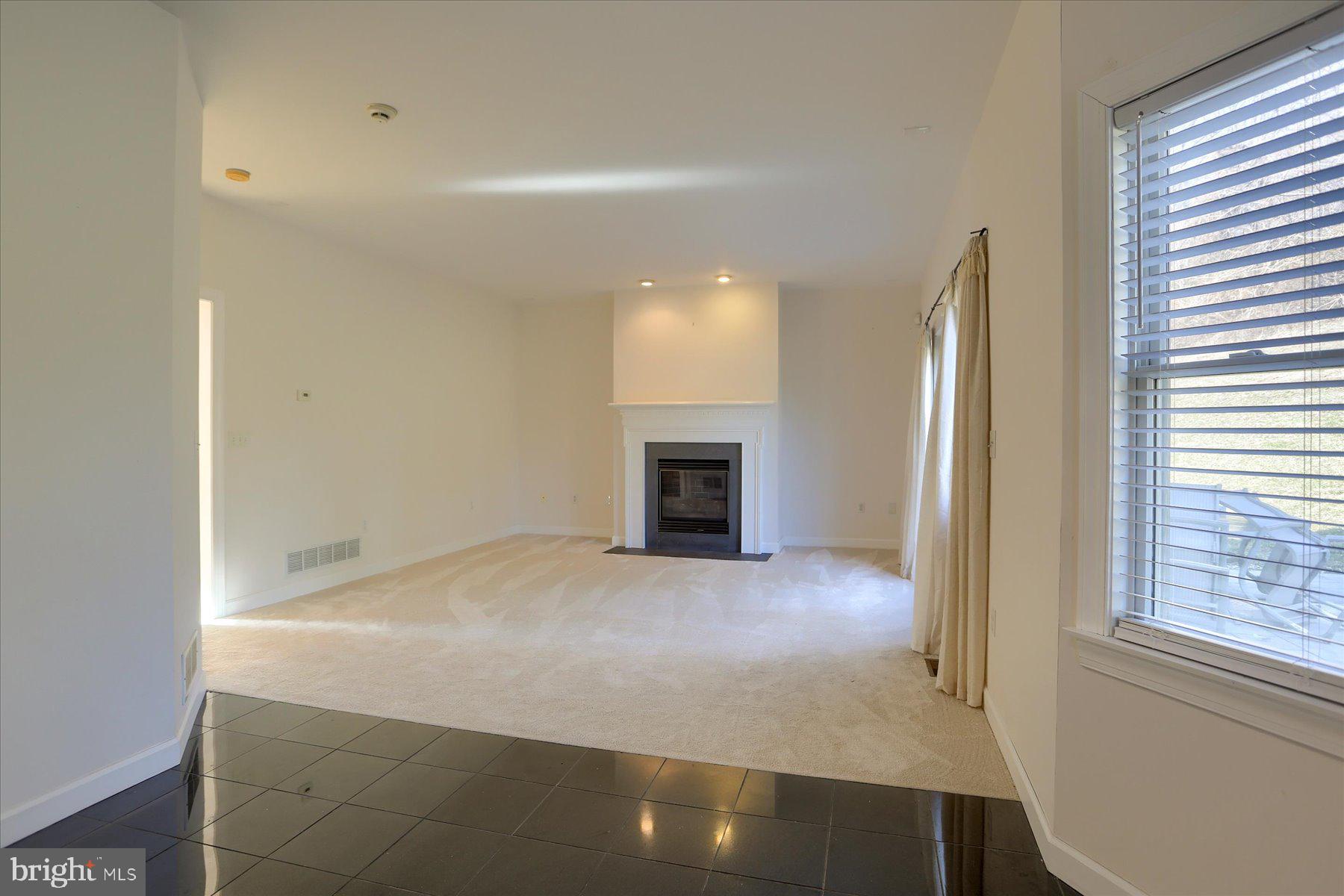 QUARRIES OF BROWNSTONE - Residential