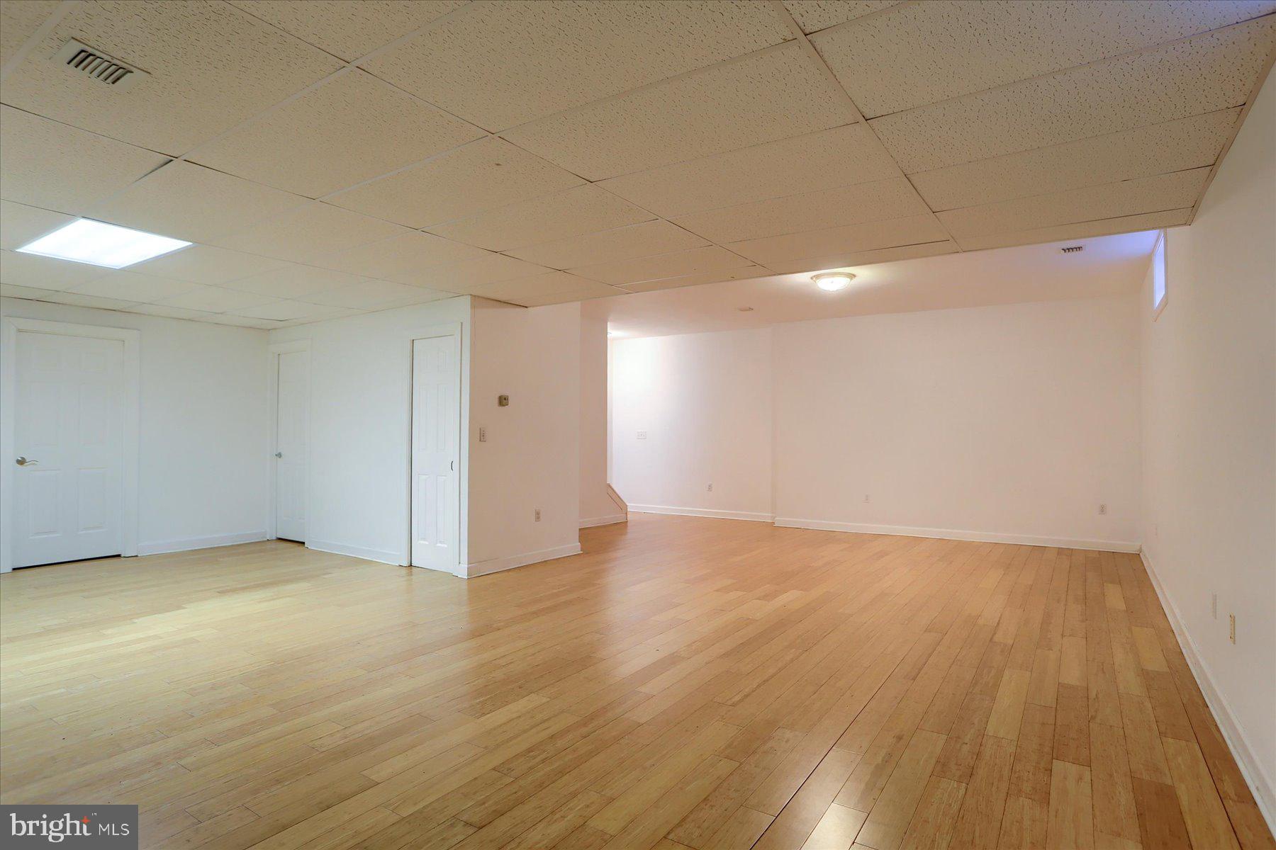 QUARRIES OF BROWNSTONE - Residential