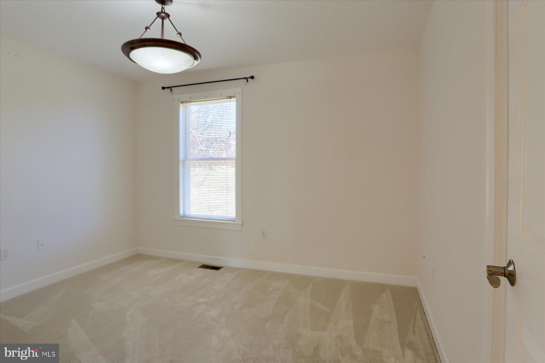 QUARRIES OF BROWNSTONE - Residential