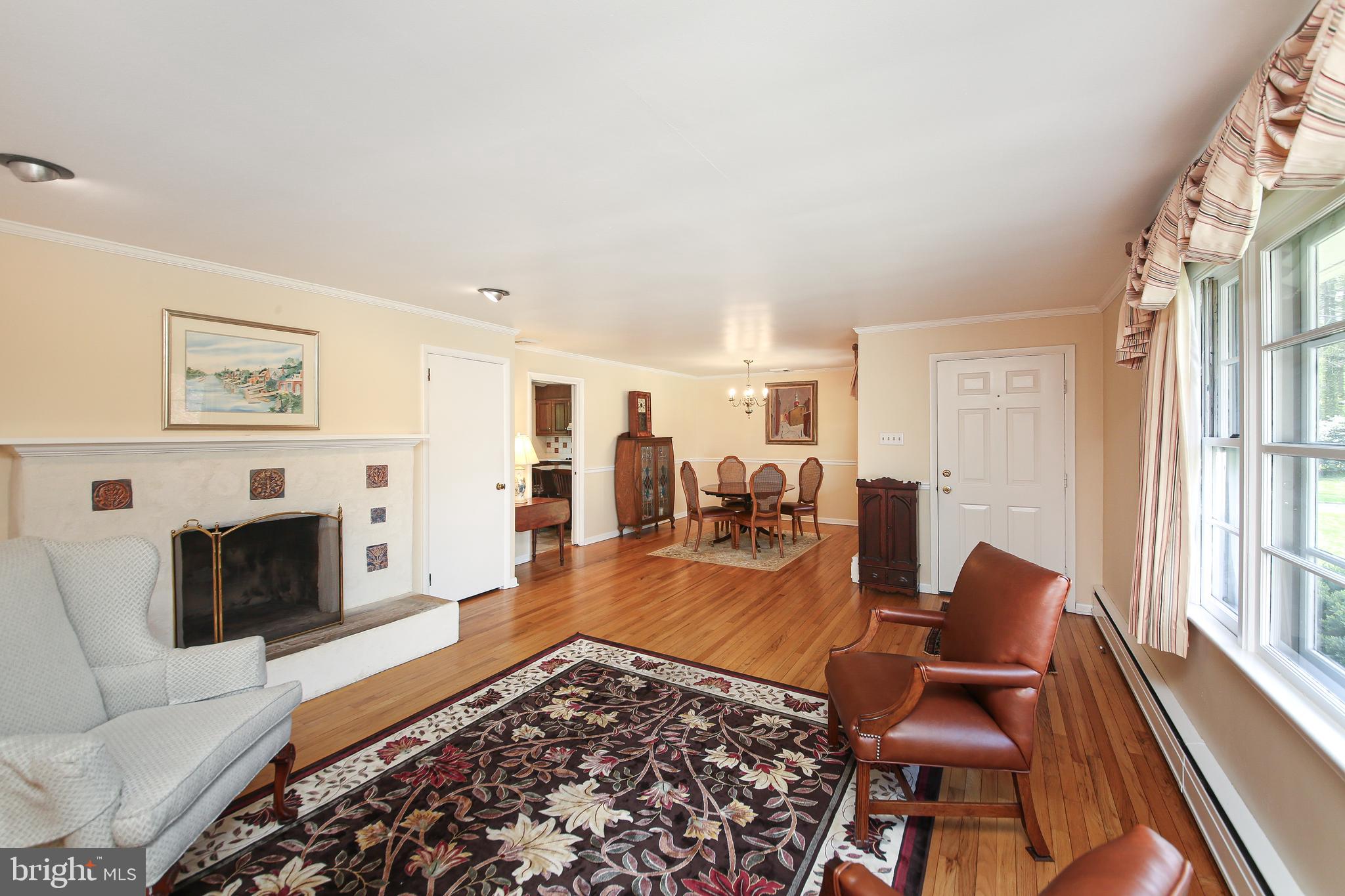 PEBBLE HILL - Residential