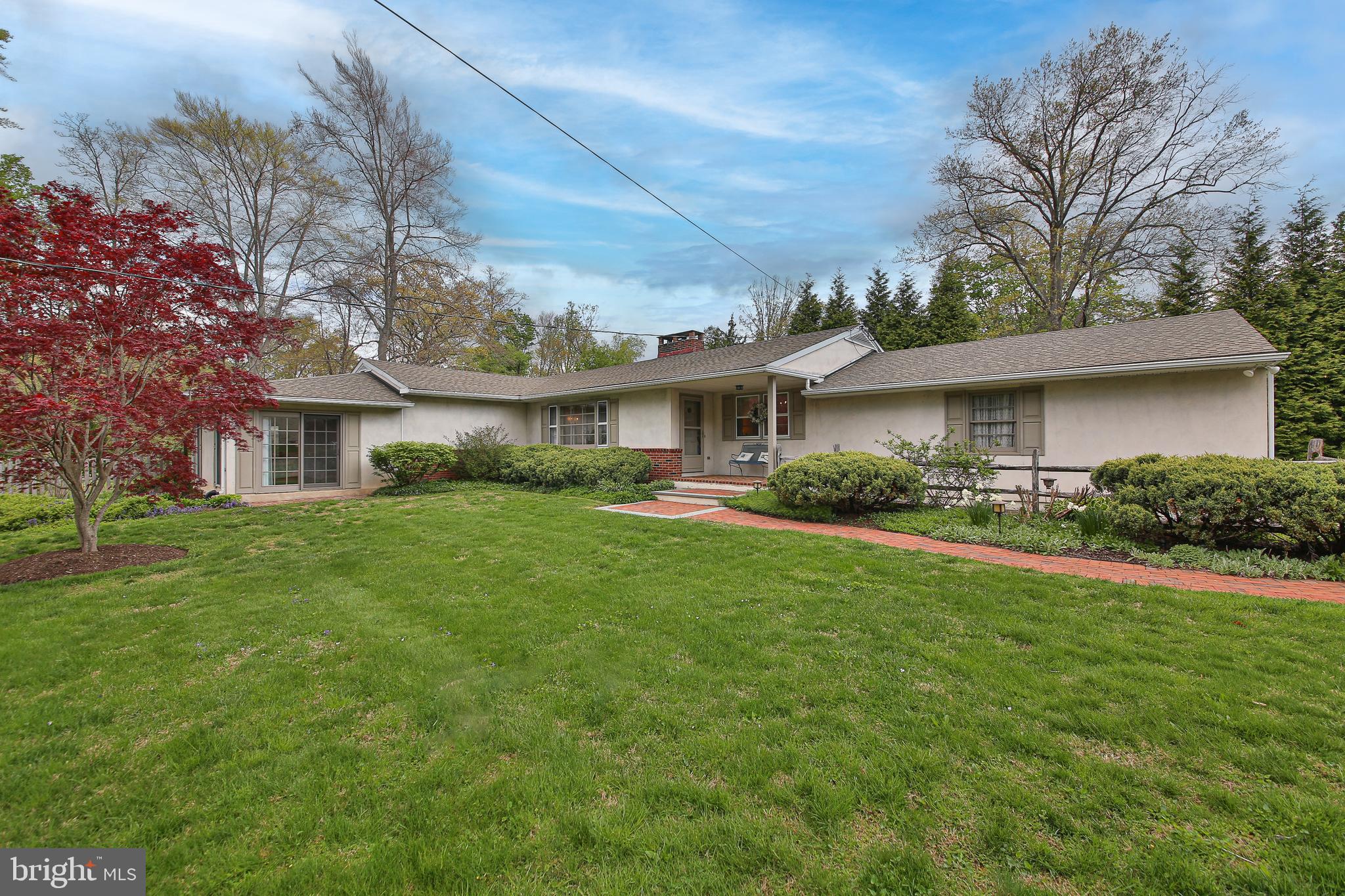 PEBBLE HILL - Residential