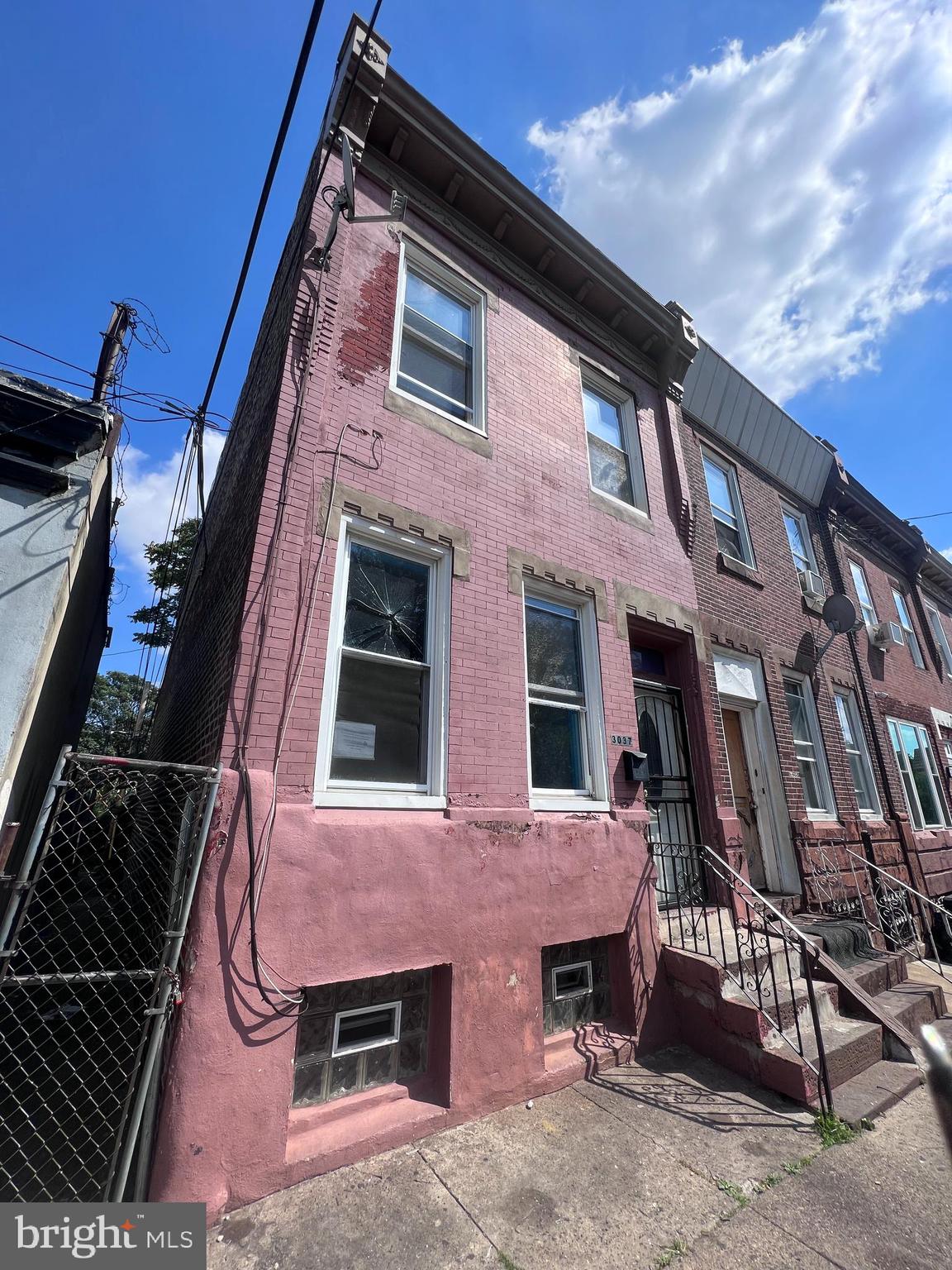KENSINGTON - Residential