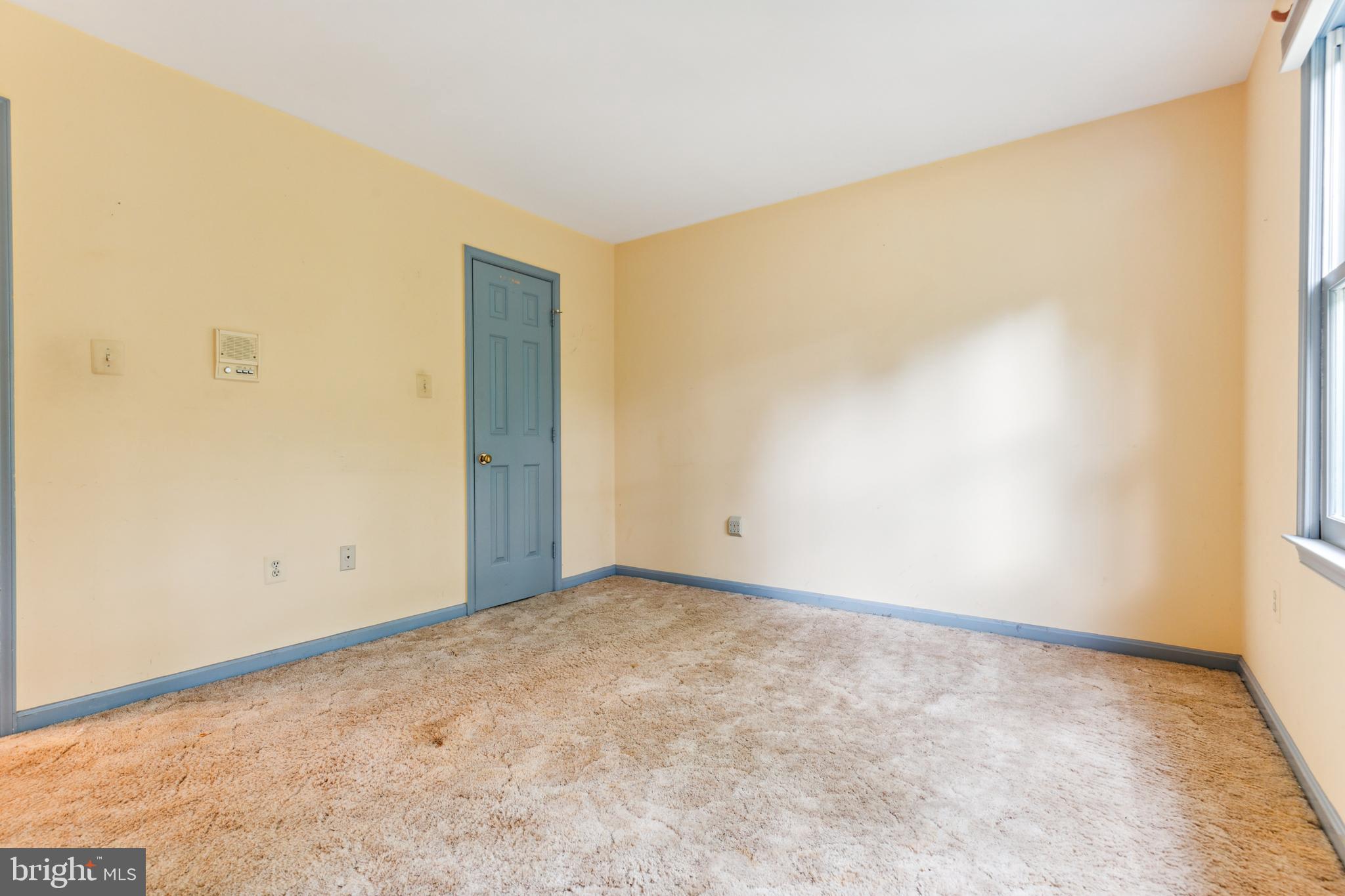 FALKLAND FARM - Residential