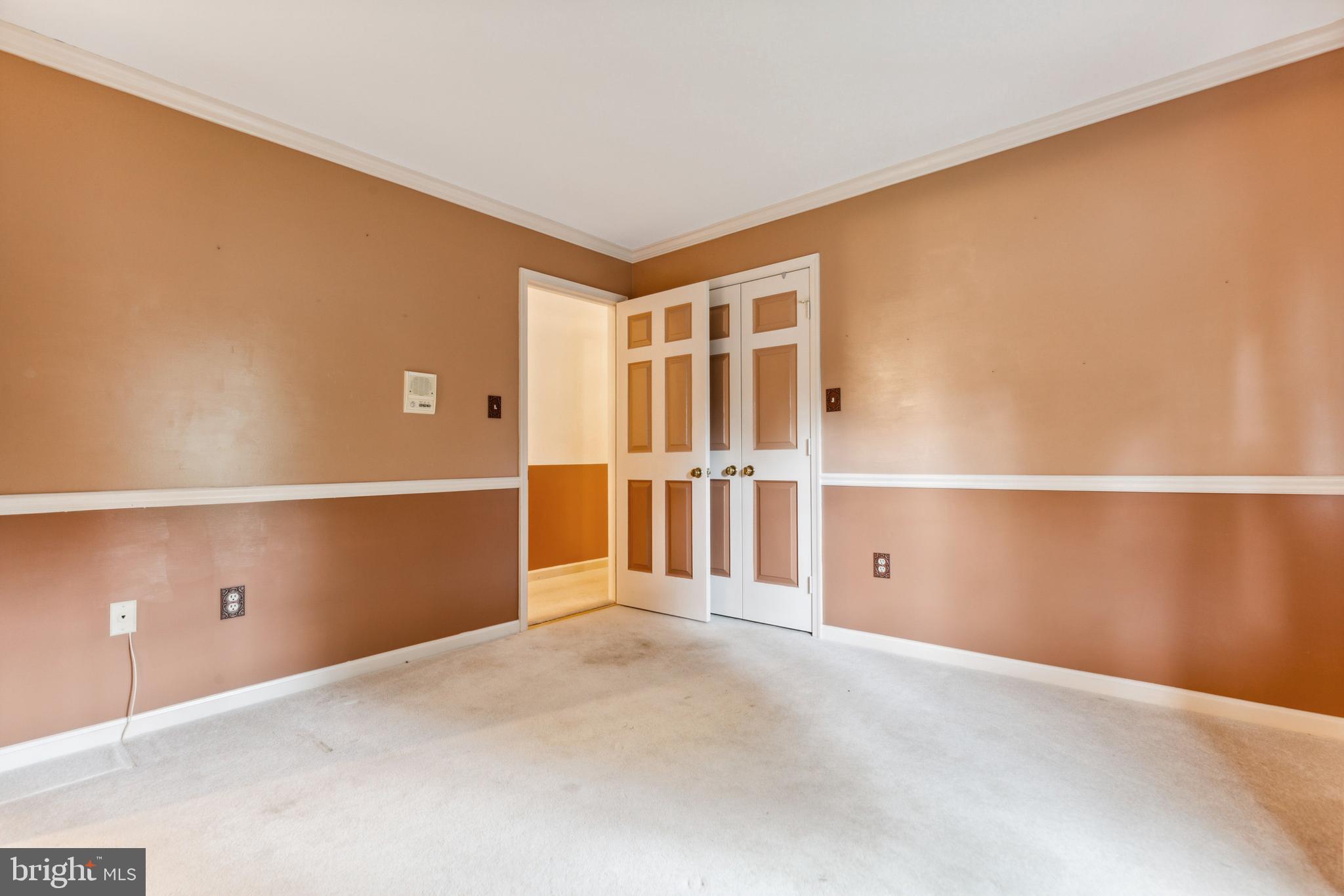 FALKLAND FARM - Residential