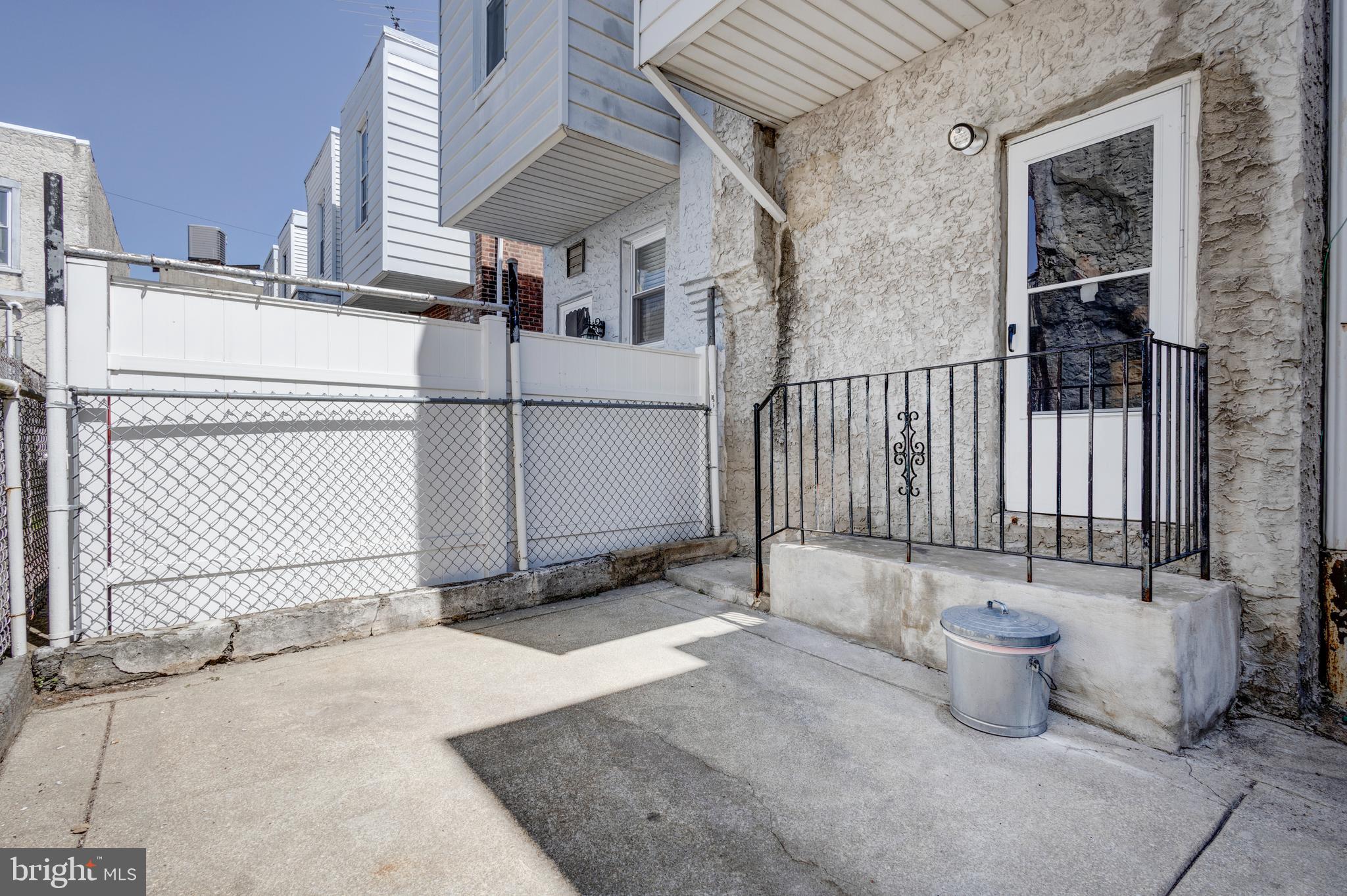 PORT RICHMOND - Residential