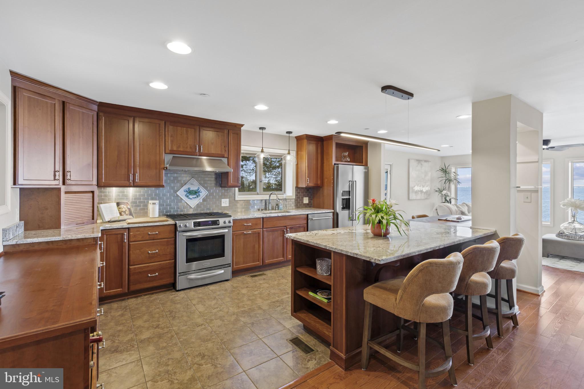 ARUNDEL ON THE BAY - Residential