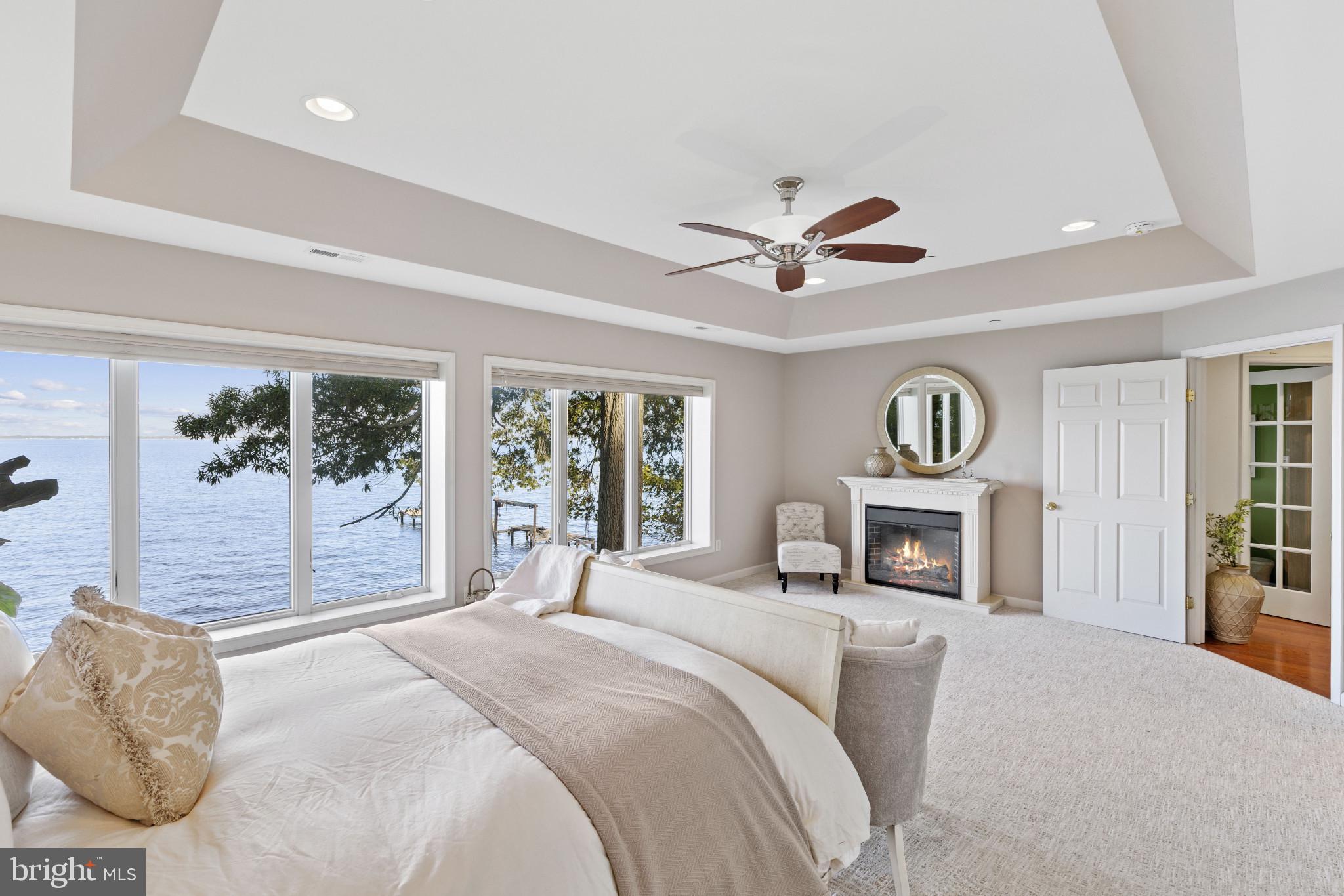 ARUNDEL ON THE BAY - Residential