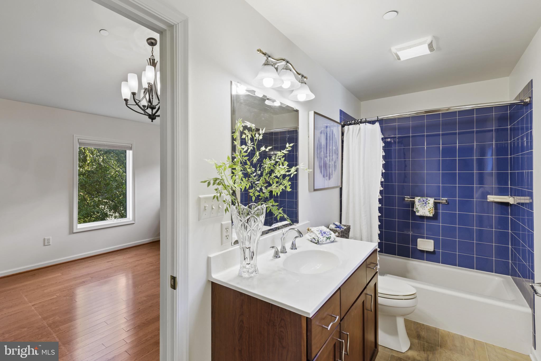 ARUNDEL ON THE BAY - Residential