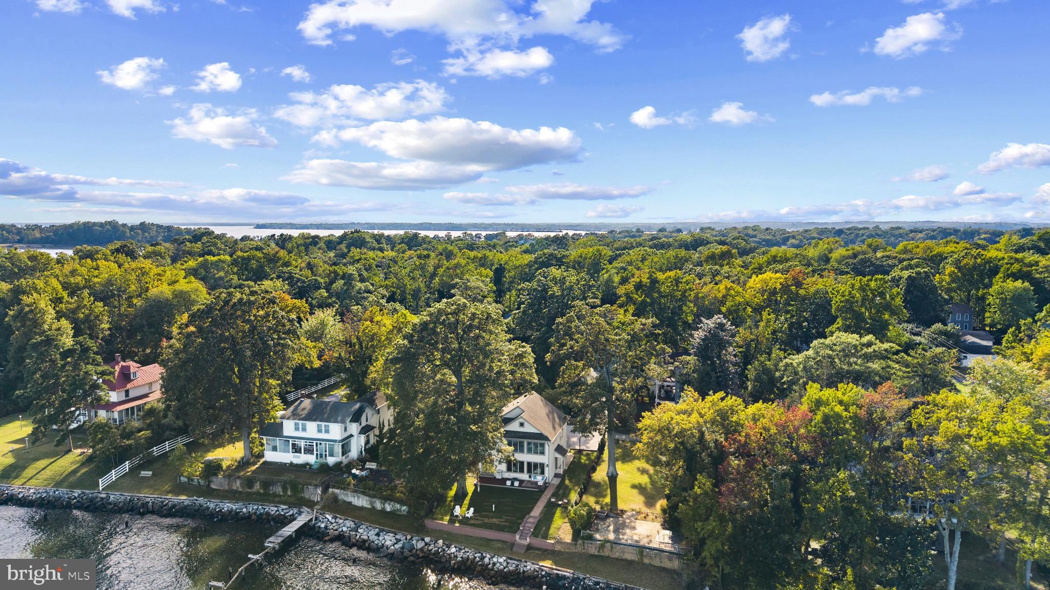 ARUNDEL ON THE BAY - Residential