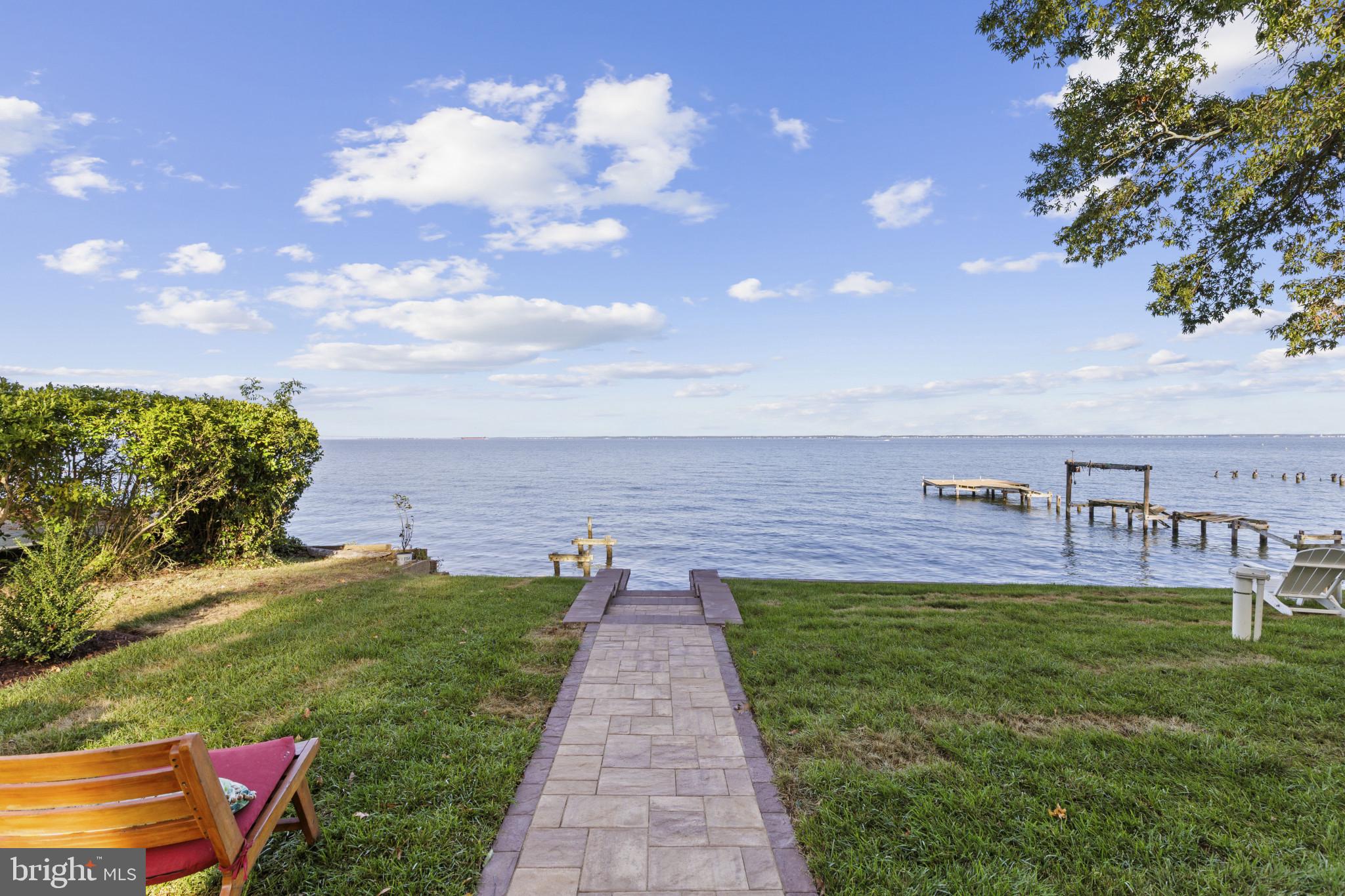 ARUNDEL ON THE BAY - Residential