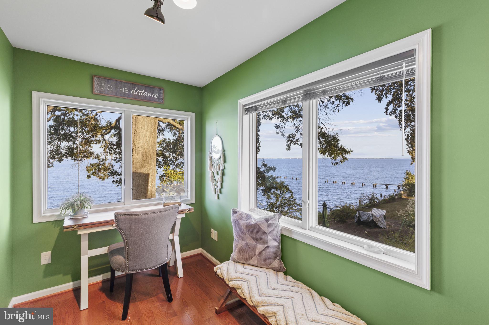 ARUNDEL ON THE BAY - Residential