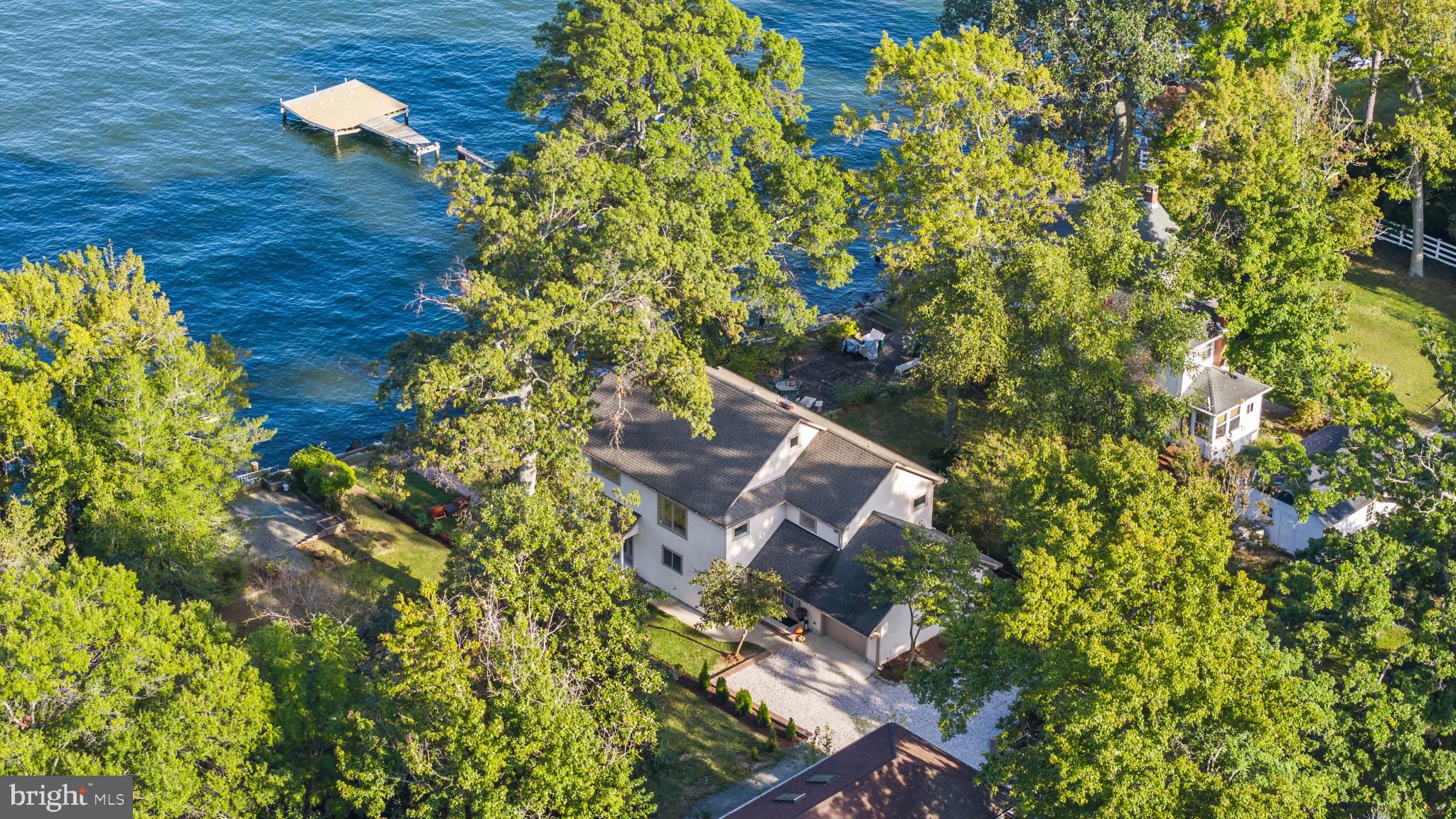 ARUNDEL ON THE BAY - Residential