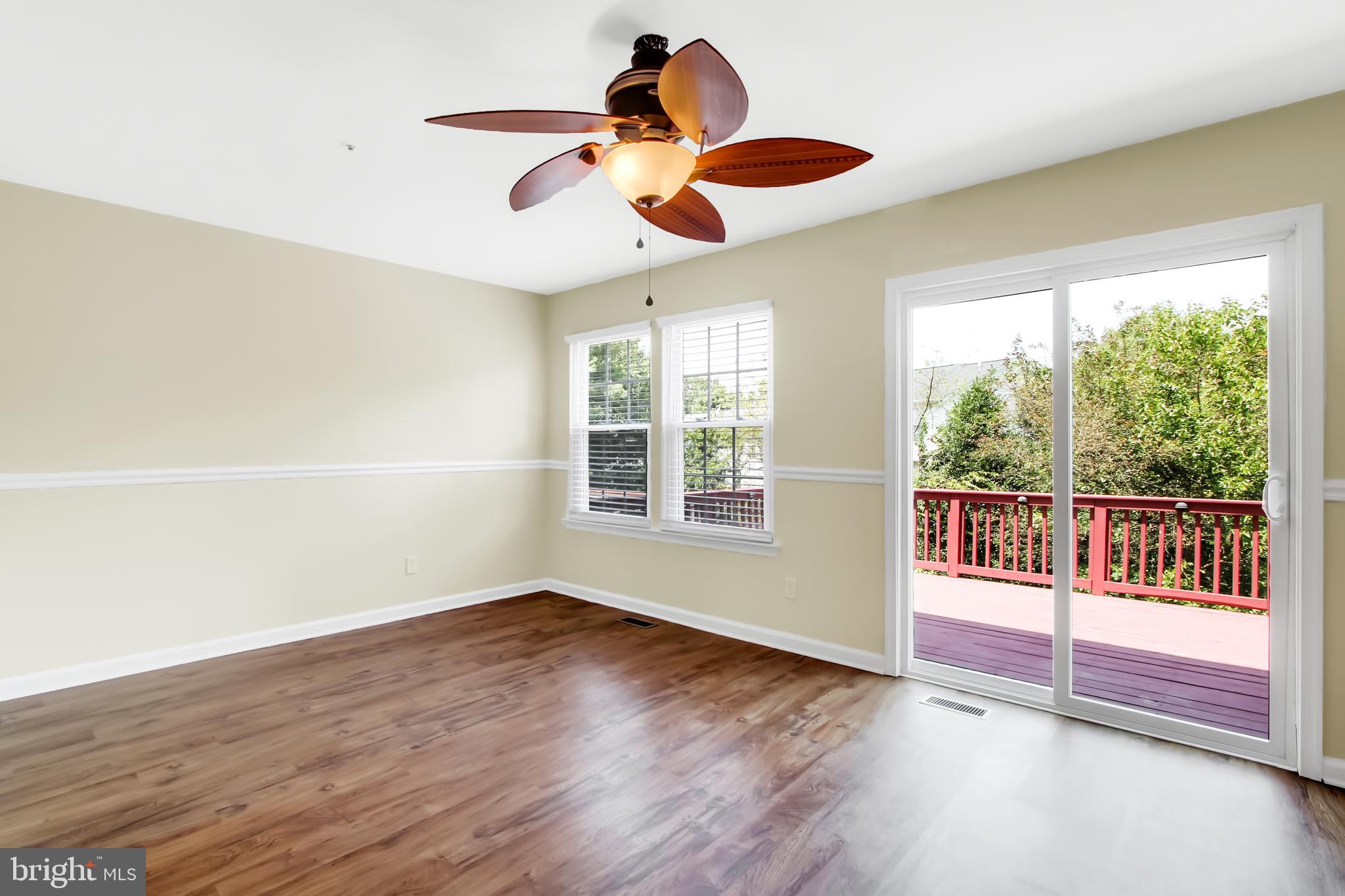 CONSTANT FRIENDSHIP - Residential