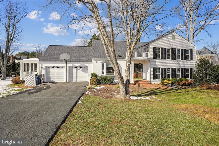 Light filled luxury set on a private .70 acre lot at the  end of a quiet street...Main level features a remodeled kitchen with black granite counters, gas cooking and space for a small table. Plenty of cabinet space and a pantry.  A bay window overlooks the front yard.  Brand new wall oven.....Living room with crown molding.....Separate dining room with chair rail and crown molding........And off the dining room is a most inviting SUNROOM WITH 10 COLUMNS OF WINDOWS overlooking the rear yard.  The sunroom is serviced by a split system heat pump....Off the sunroom if the rear screened porch and off the rear screened porch is both the rear deck and the side screened porch with a porch swing.  2 SCREENED PORCHES AND A PRIVATE DECK.  Plenty of places to relax....The sunroom and both screened porches have ceiling fans,....All rooms on the main level have hardwood flooring.... Technically this a 5 level home but it lives like a 3 level home. There are just 3 steps between the main level and the family room level and 3 steps between the primary bedroom sitting room and the primary bedroom and bath.....So the main level steps down to the huge family room with a brick front gas fireplace, recessed lighting and a ceiling fan....Off the family room are glass French doors leading to  an office with built in bookshelves and desk.  Counters are granite..... Also OFF THE FAMILY ROOM IS A 5TH BEDROOM AND FULL BATH.....Upstairs are 4 bedrooms and 2 full baths....BOTH BATHS HAVE JETTED TUBS....In the primary bedroom is a sitting room with 3 few steps up to the spacious bedroom.  Half wall between the bedroom and sitting room has built in drawers.......The primary bath has both a soaking tub and a separate shower plus a private toilet room.  Exquisite, CUSTOM DESIGNED WALK IN CLOSET....The 2nd bedroom also has a walk in closet....On the lower level is a huge rec room with brand new LVP flooring...The rec room is walk out.....TWO ATTICS with pull down stairs - one in the garage and one in the sitting room off the primary bedroom....This  one of the few Hickory Creek homes with gas heat..... Did you lose power during this recent cold snap?  No worries here with a BACK UP GENERATOR.....While the furnace and CAC are one system, there are 2 thermostats so the temperature for the upper level can be set differently than the lower level....Roof 2017...Entire interior just painted....Jaysmith is NOT A THRU STREET and 856 is at the very end so no traffic in front of the home.....Langley school pyramid.....Must see....Floor plan in the virtual tour.