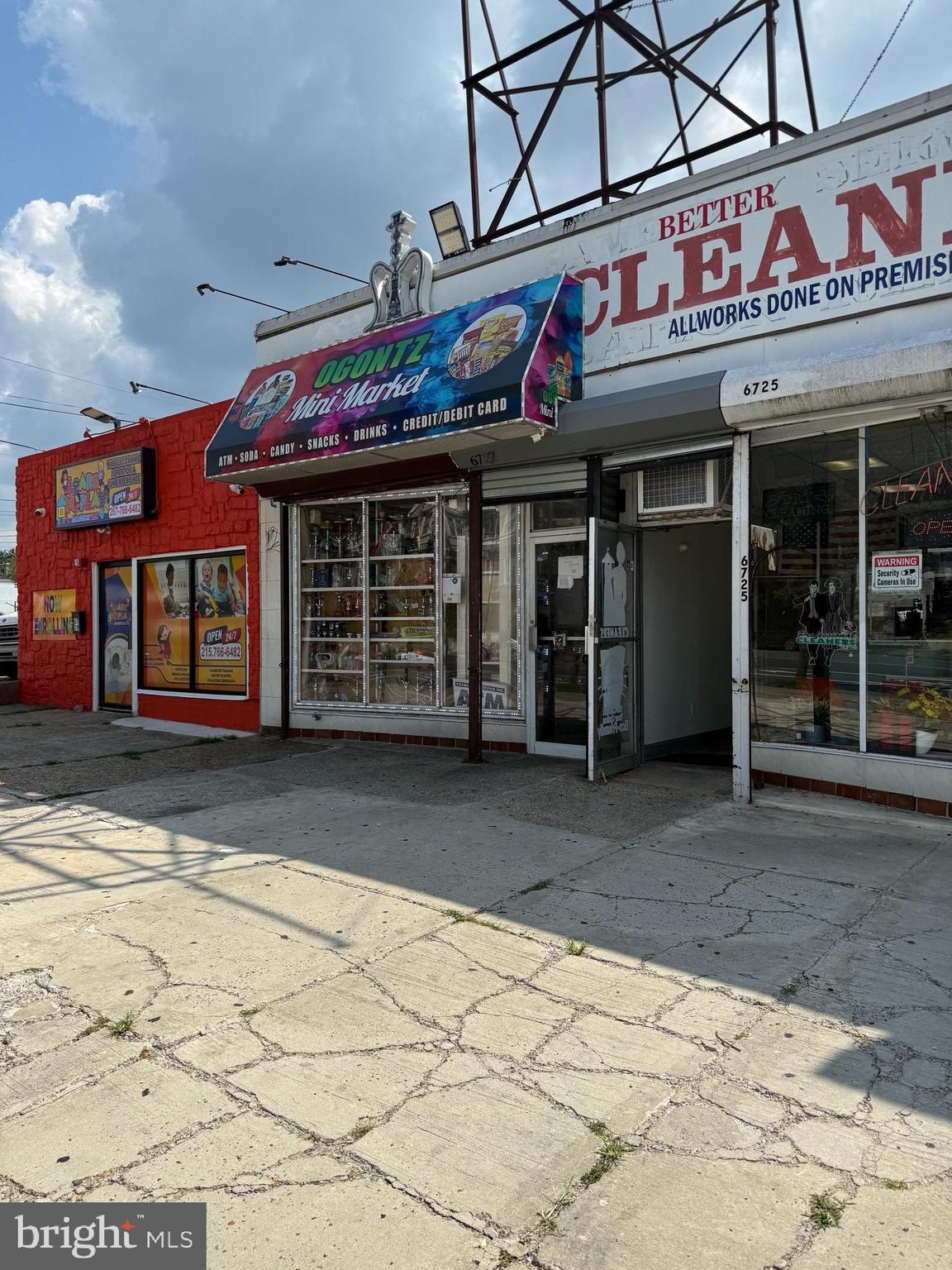 WEST OAK LANE - Commercial Sale
