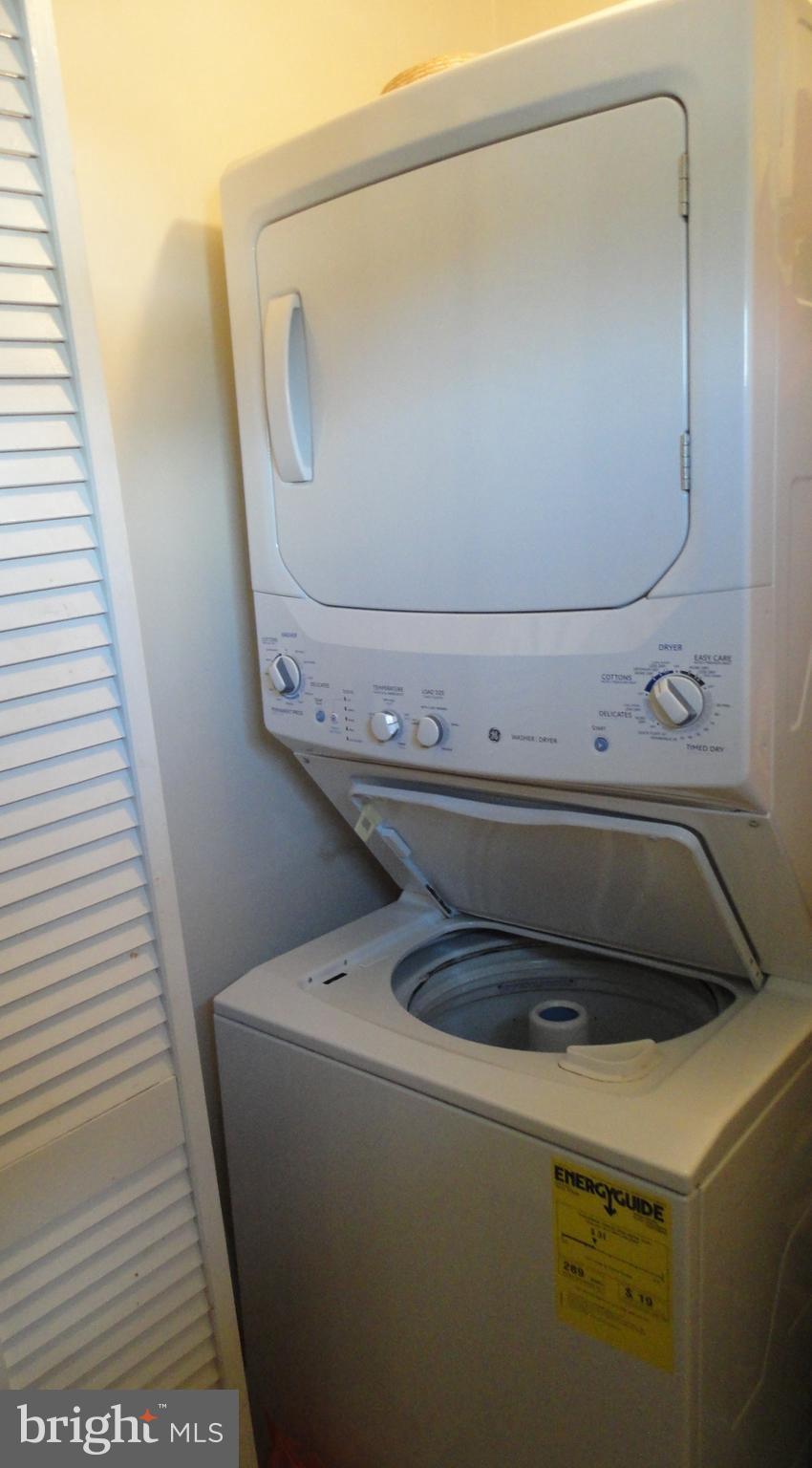 HILLWOOD - Residential