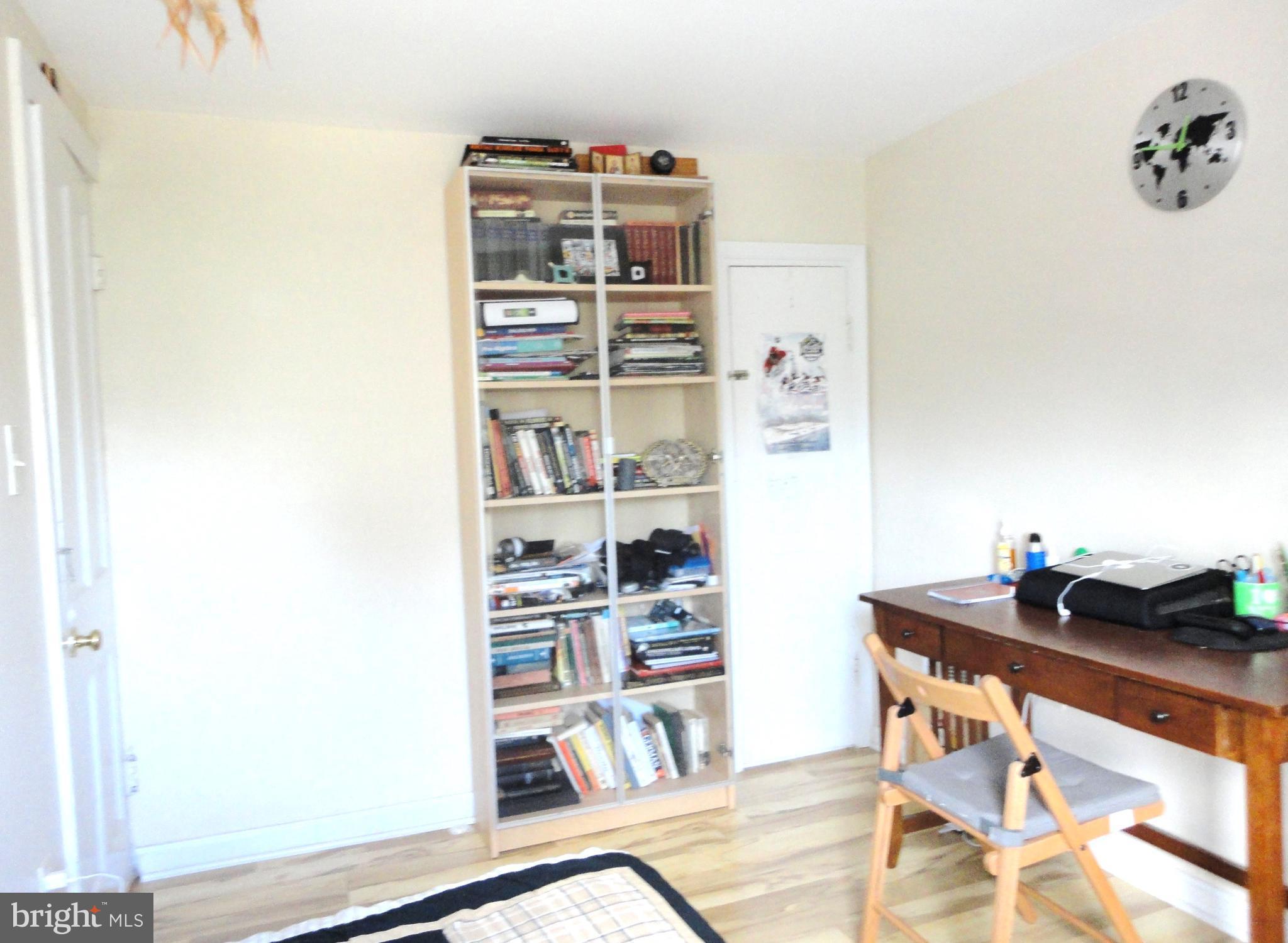 HILLWOOD - Residential