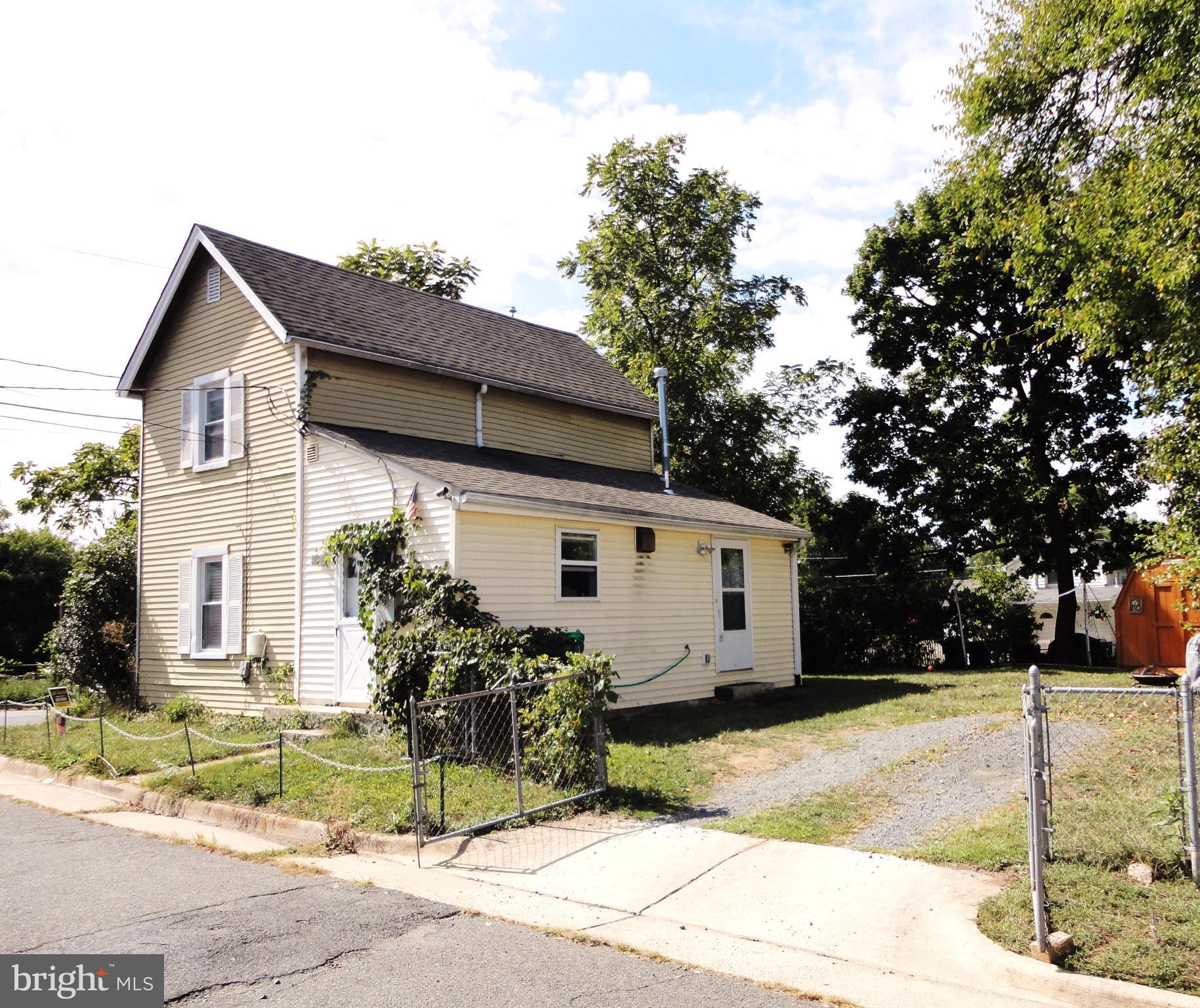 HILLWOOD - Residential