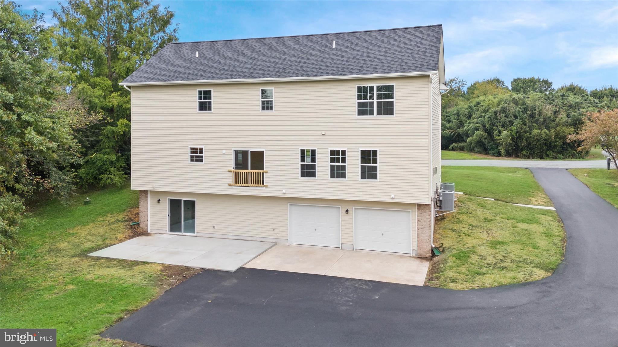 GRANDE VIEW FARMS - Residential