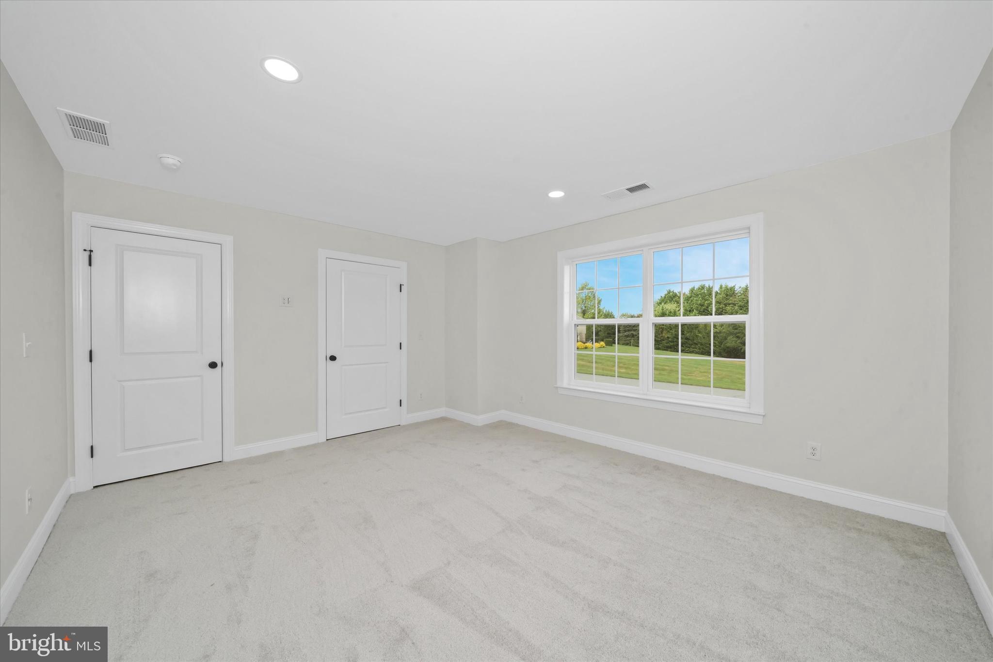 GRANDE VIEW FARMS - Residential