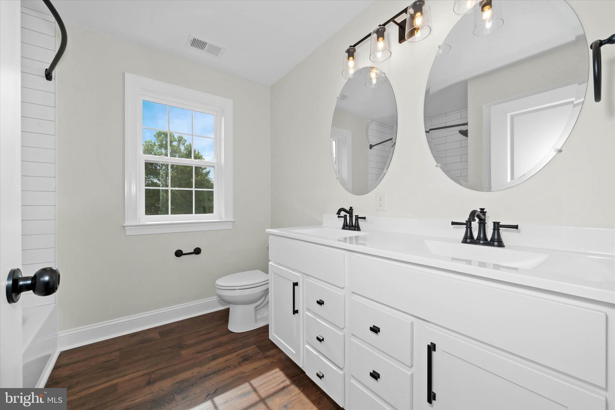 GRANDE VIEW FARMS - Residential