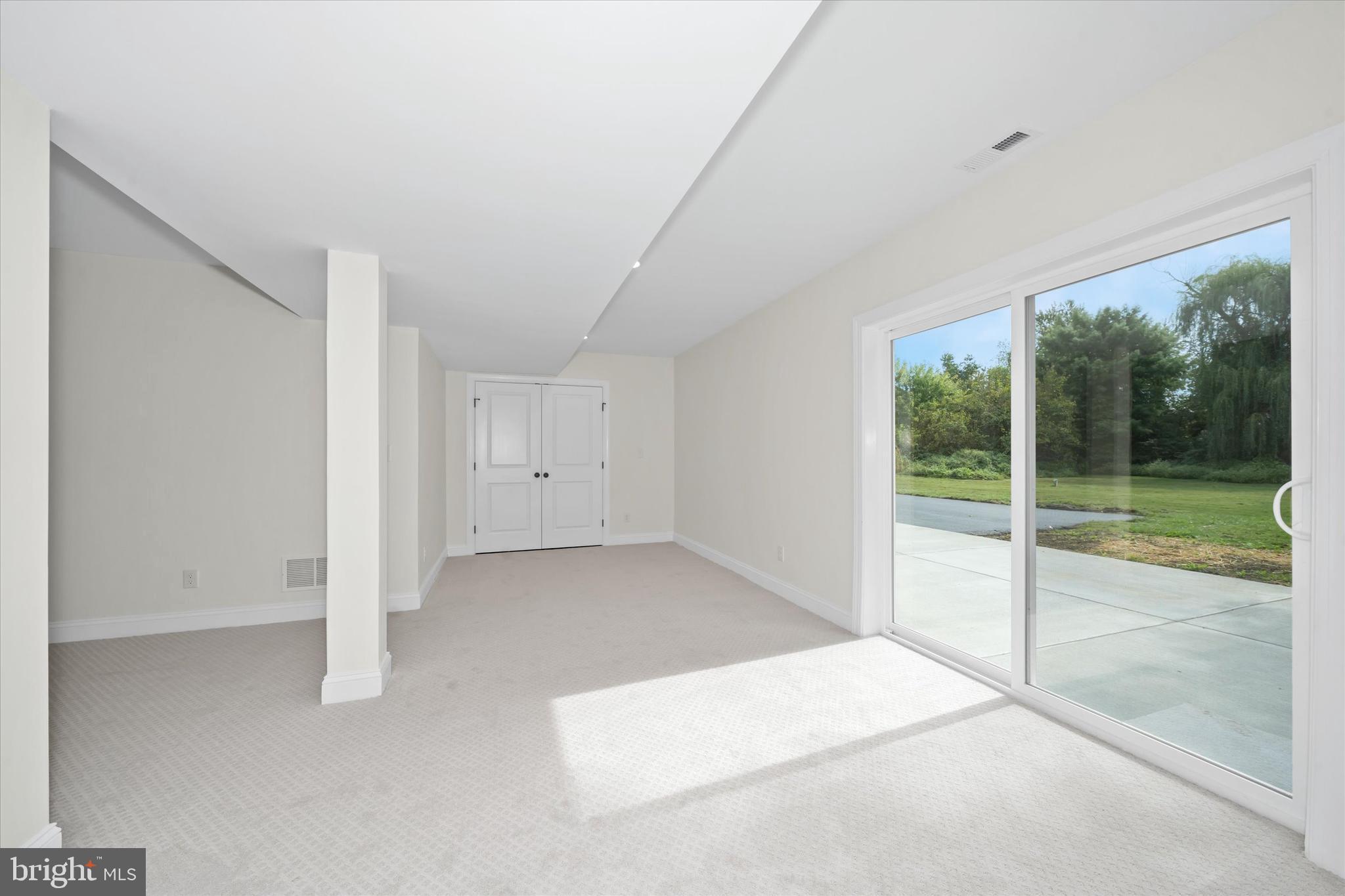 GRANDE VIEW FARMS - Residential