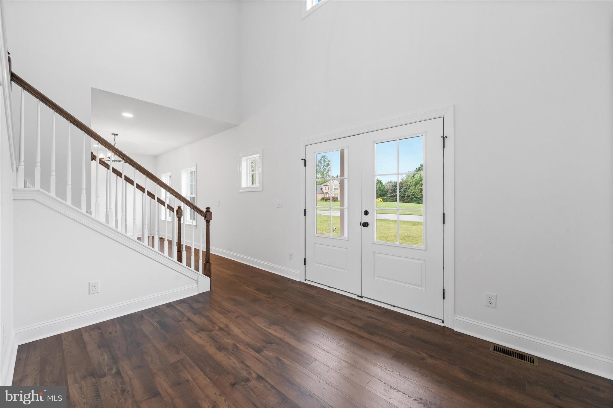 GRANDE VIEW FARMS - Residential