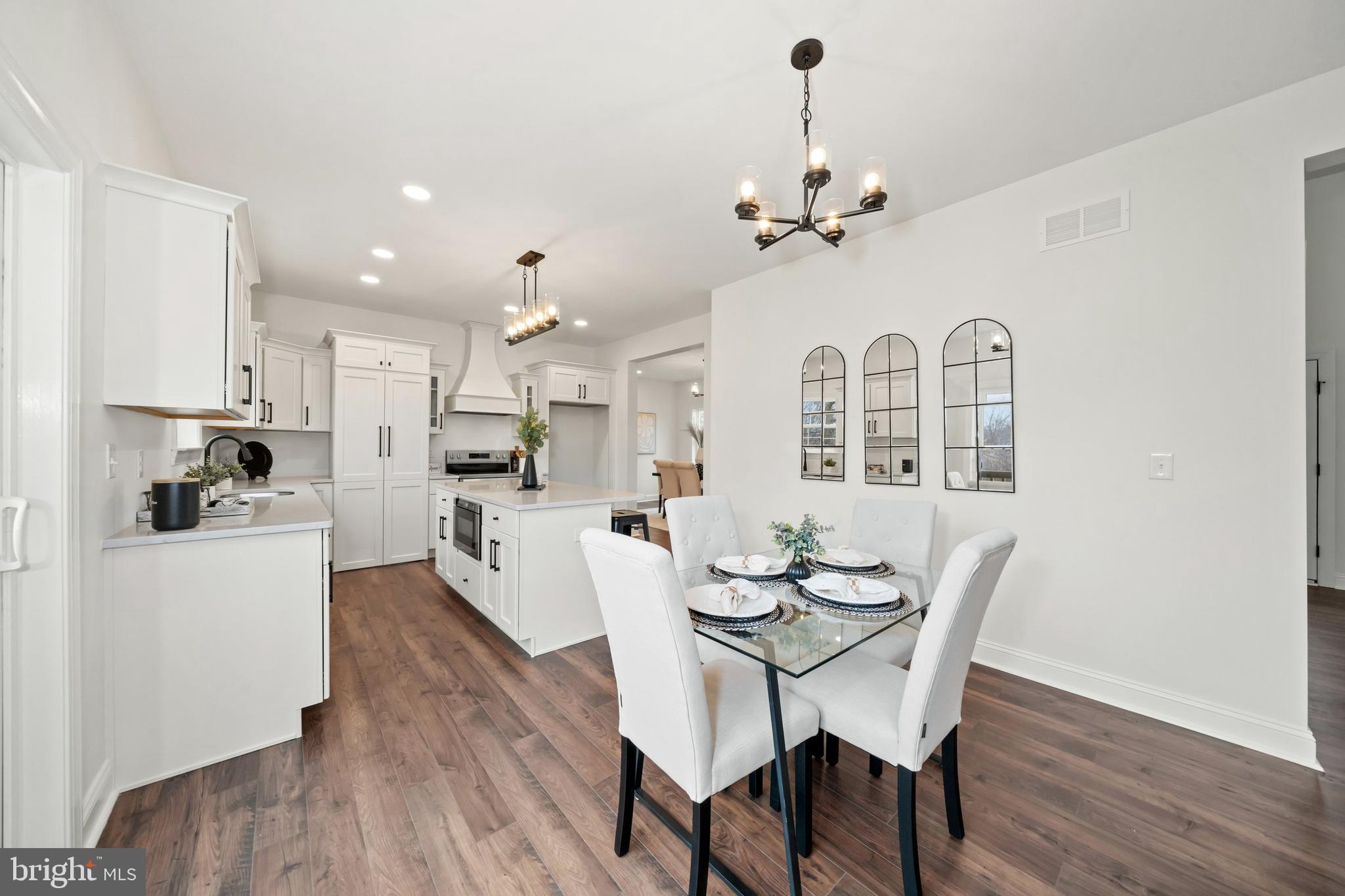 GRANDE VIEW FARMS - Residential