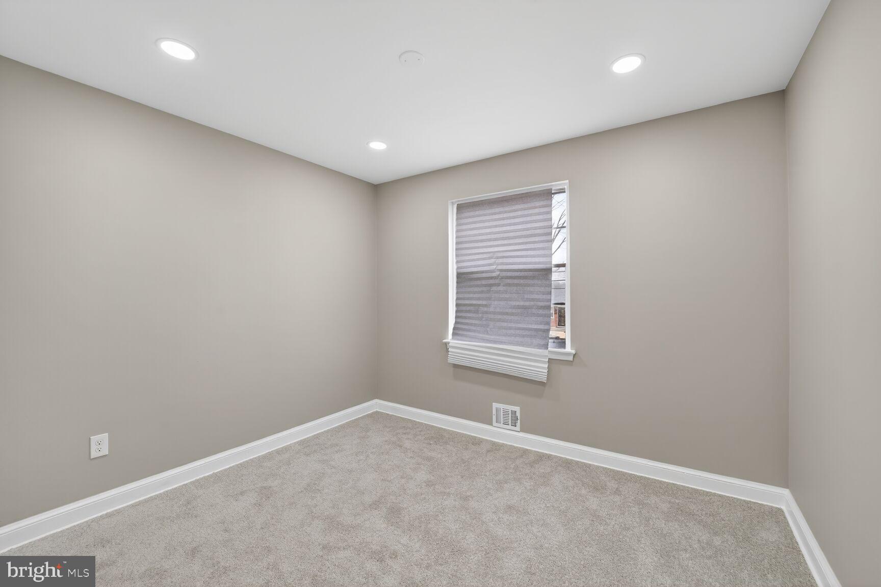 HILLCREST ESTATES - Residential