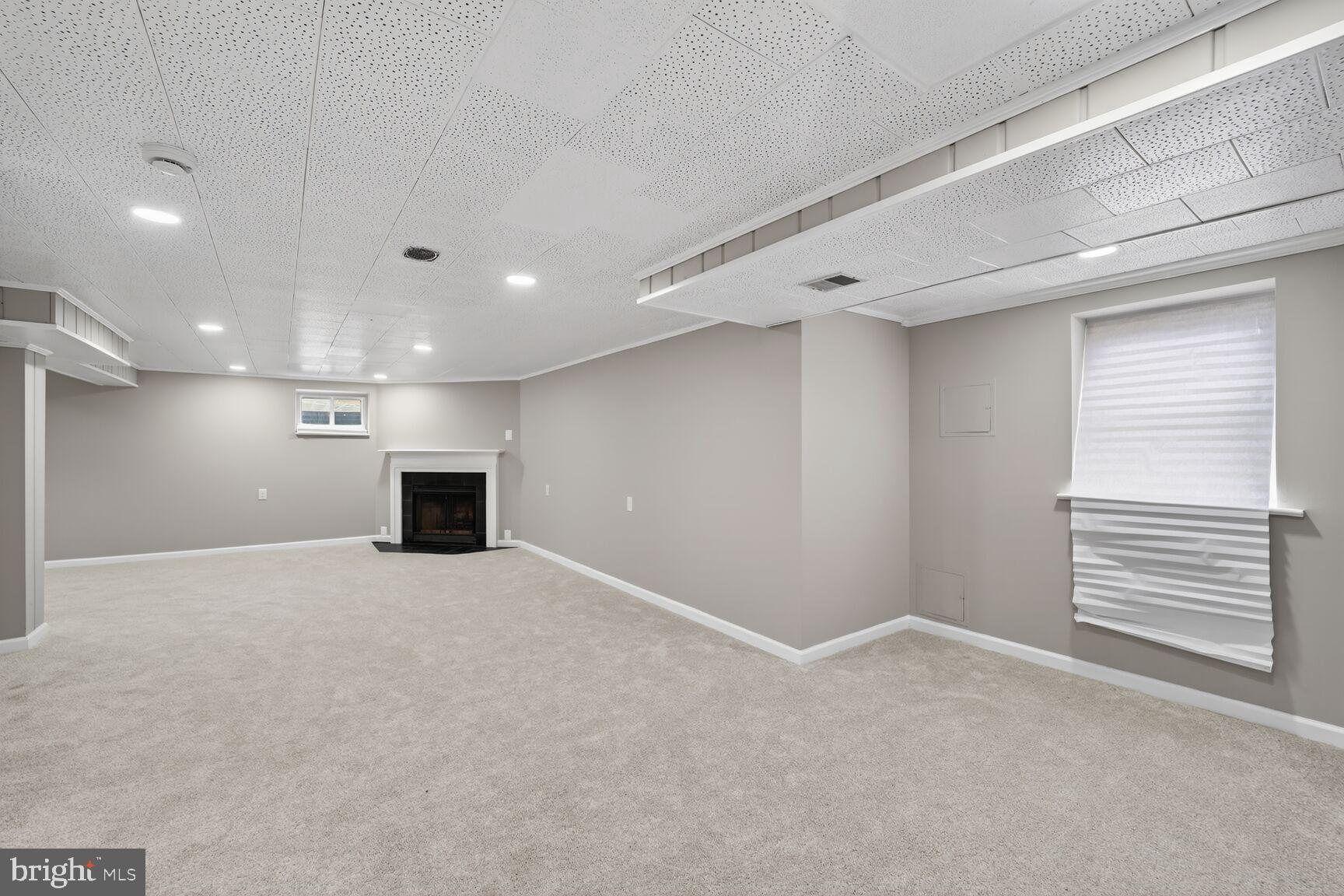 HILLCREST ESTATES - Residential