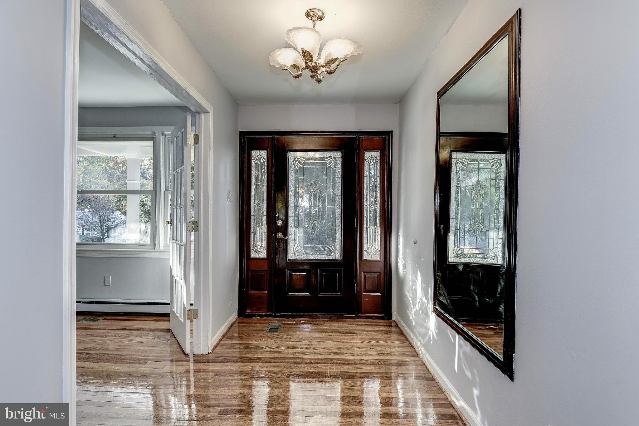 CHURCHILL - Residential