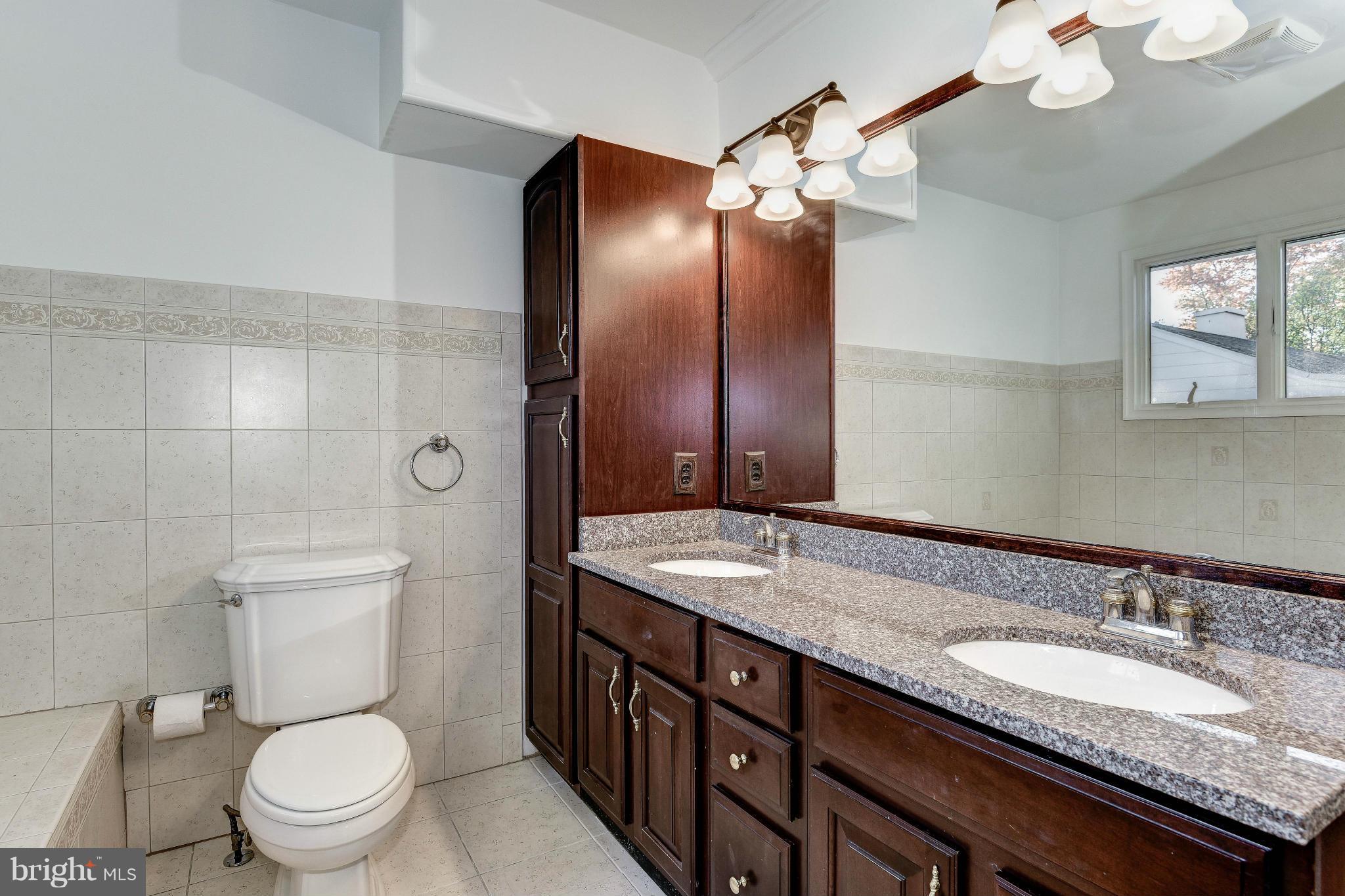 CHURCHILL - Residential